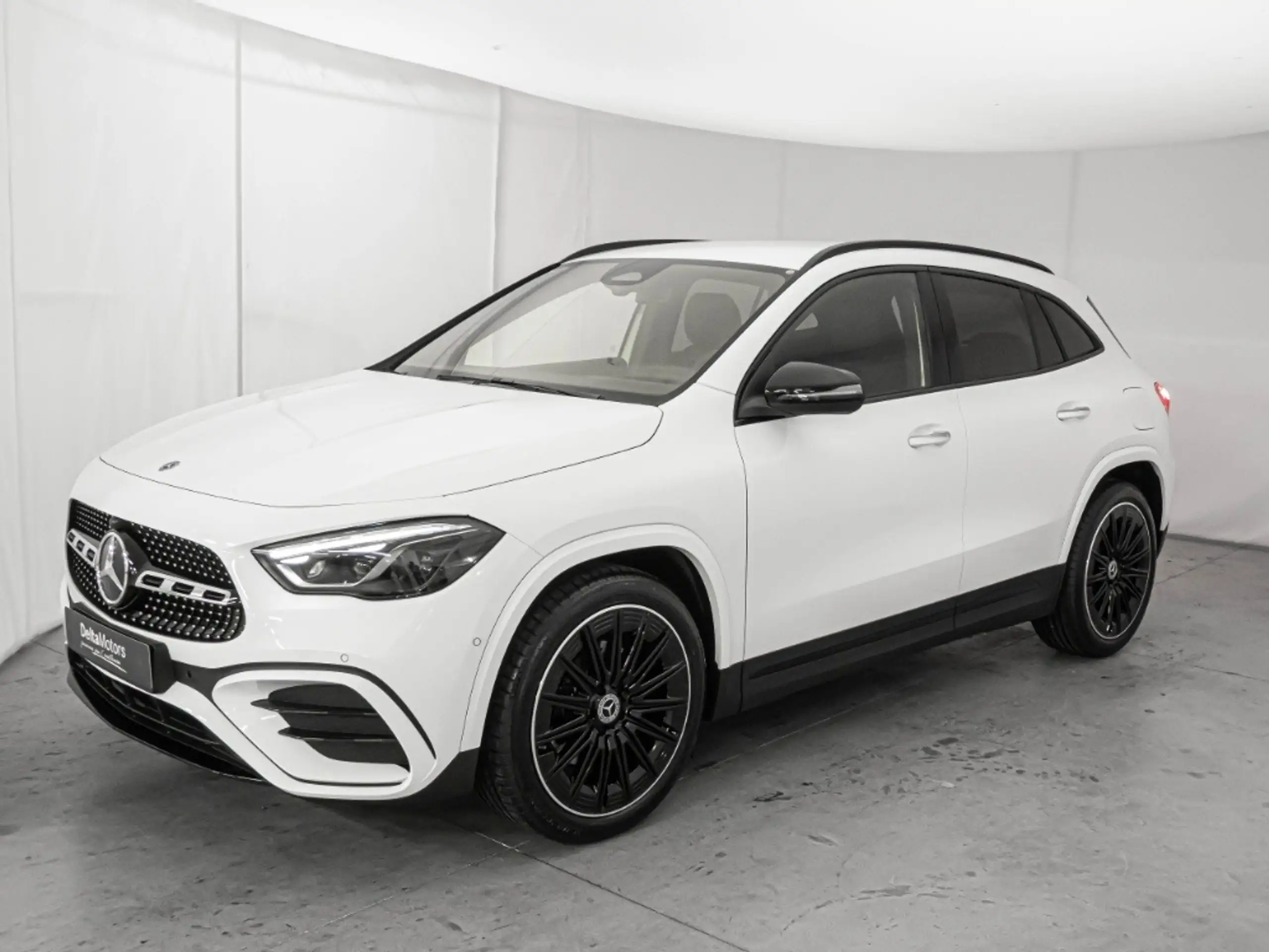 Mercedes-Benz - GLA 200