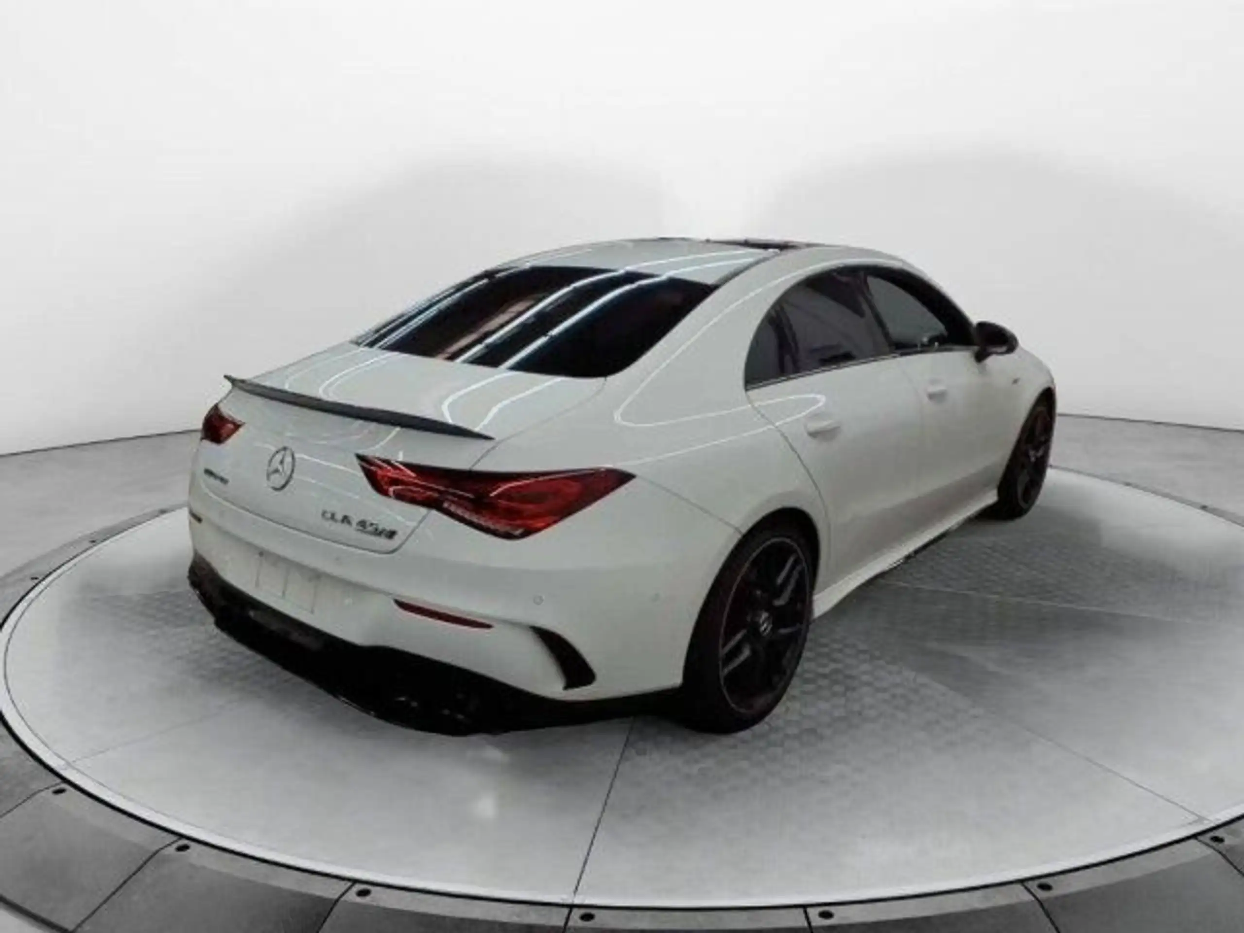 Mercedes-Benz - CLA 45 AMG