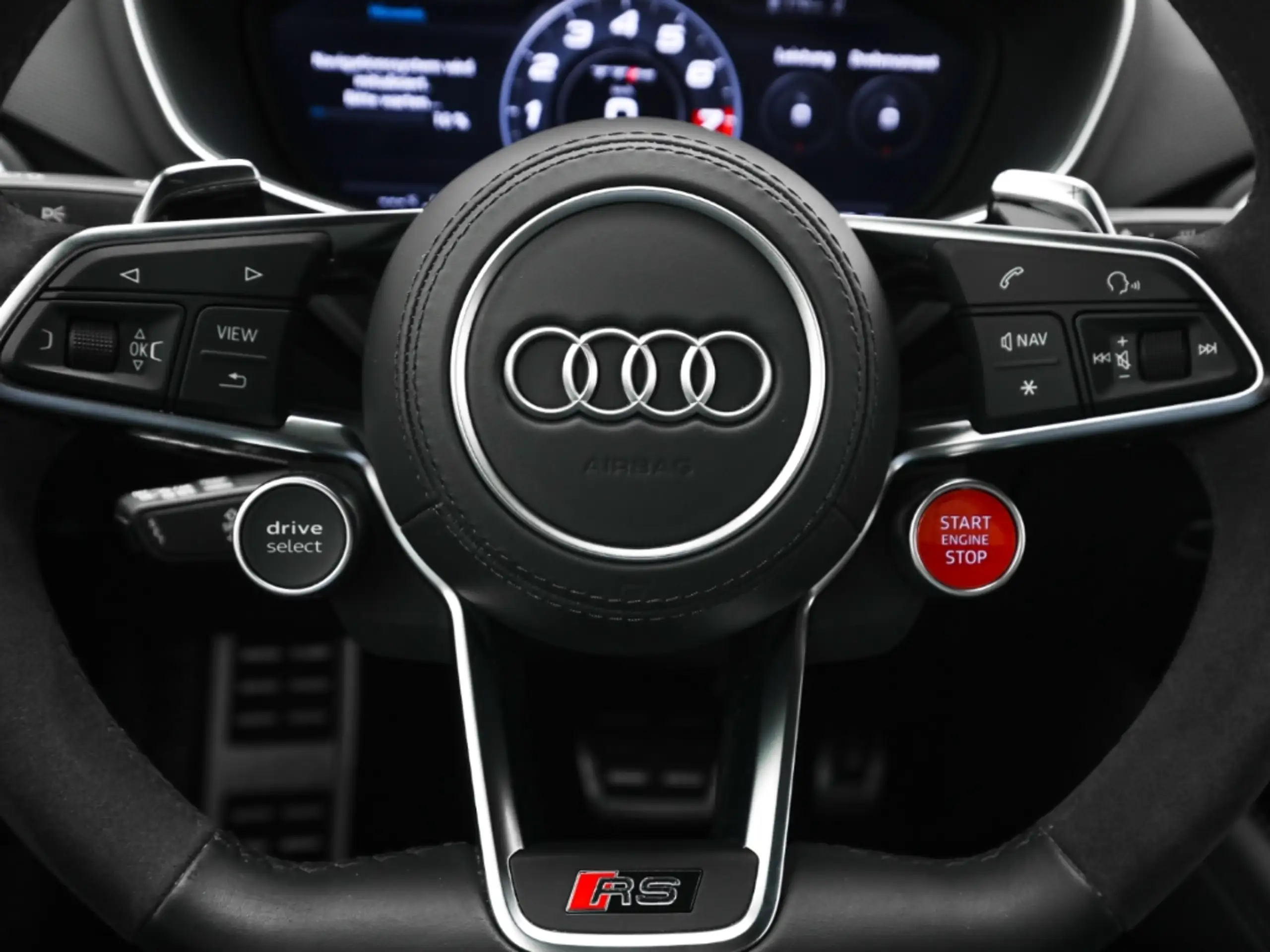 Audi - TT RS