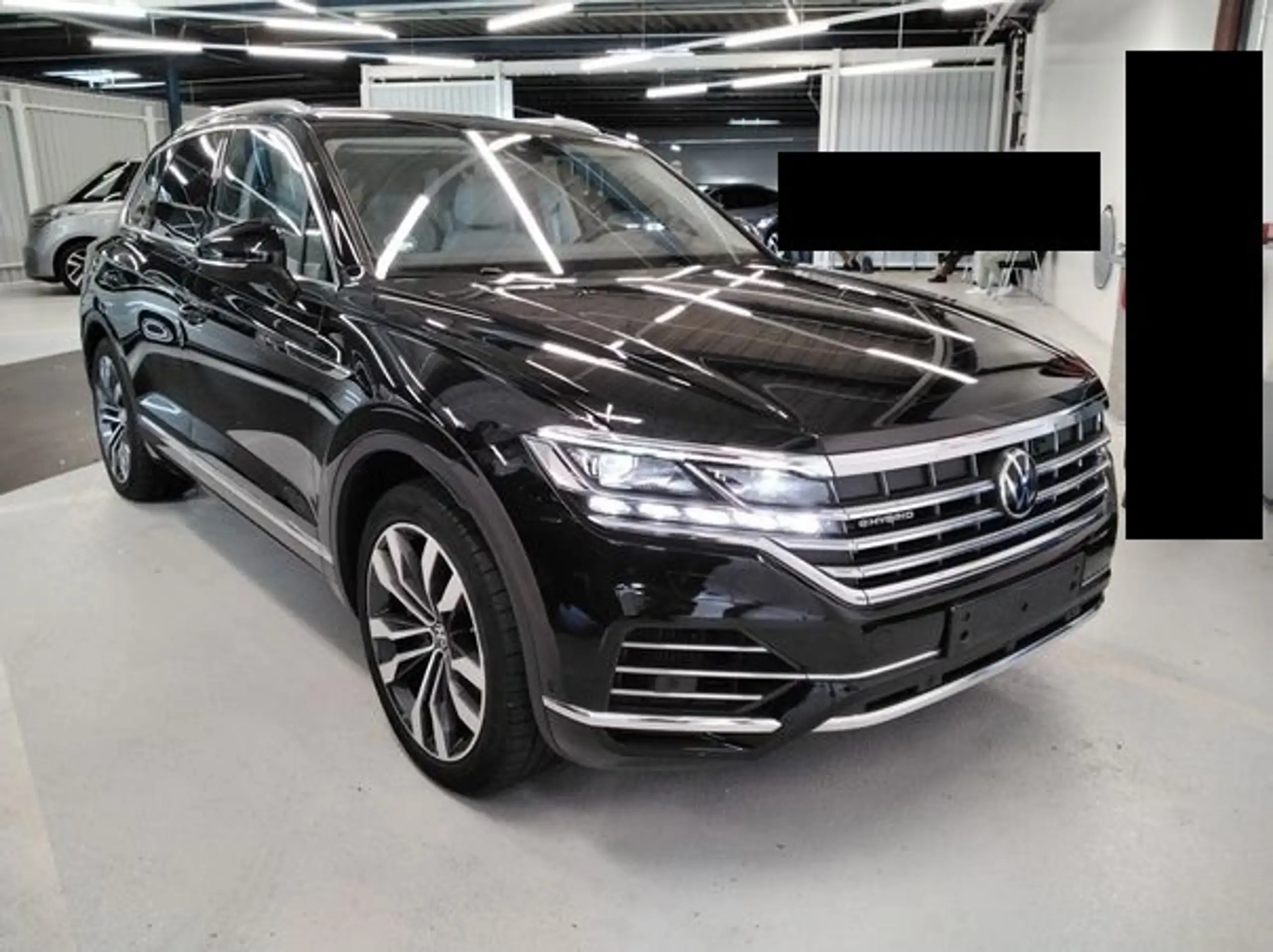 Volkswagen - Touareg