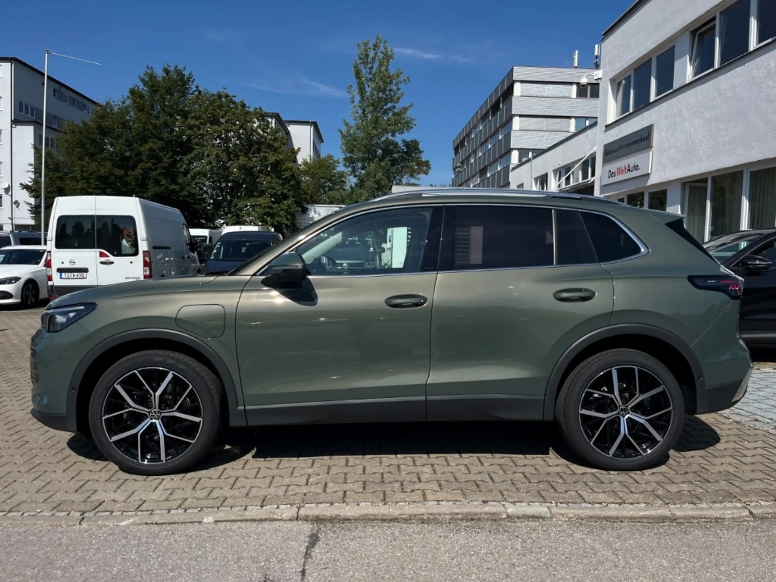 Volkswagen - Tiguan