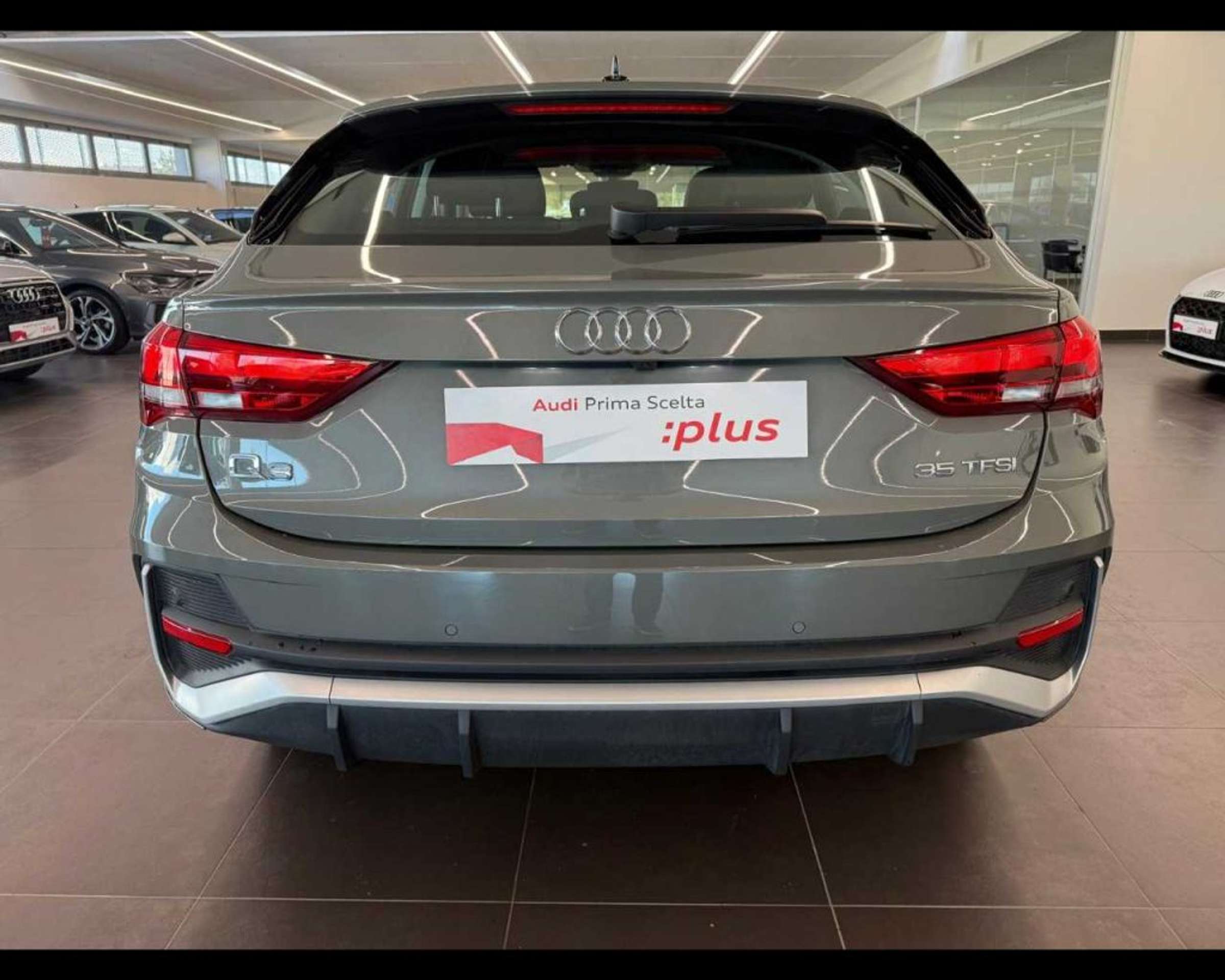 Audi - Q3