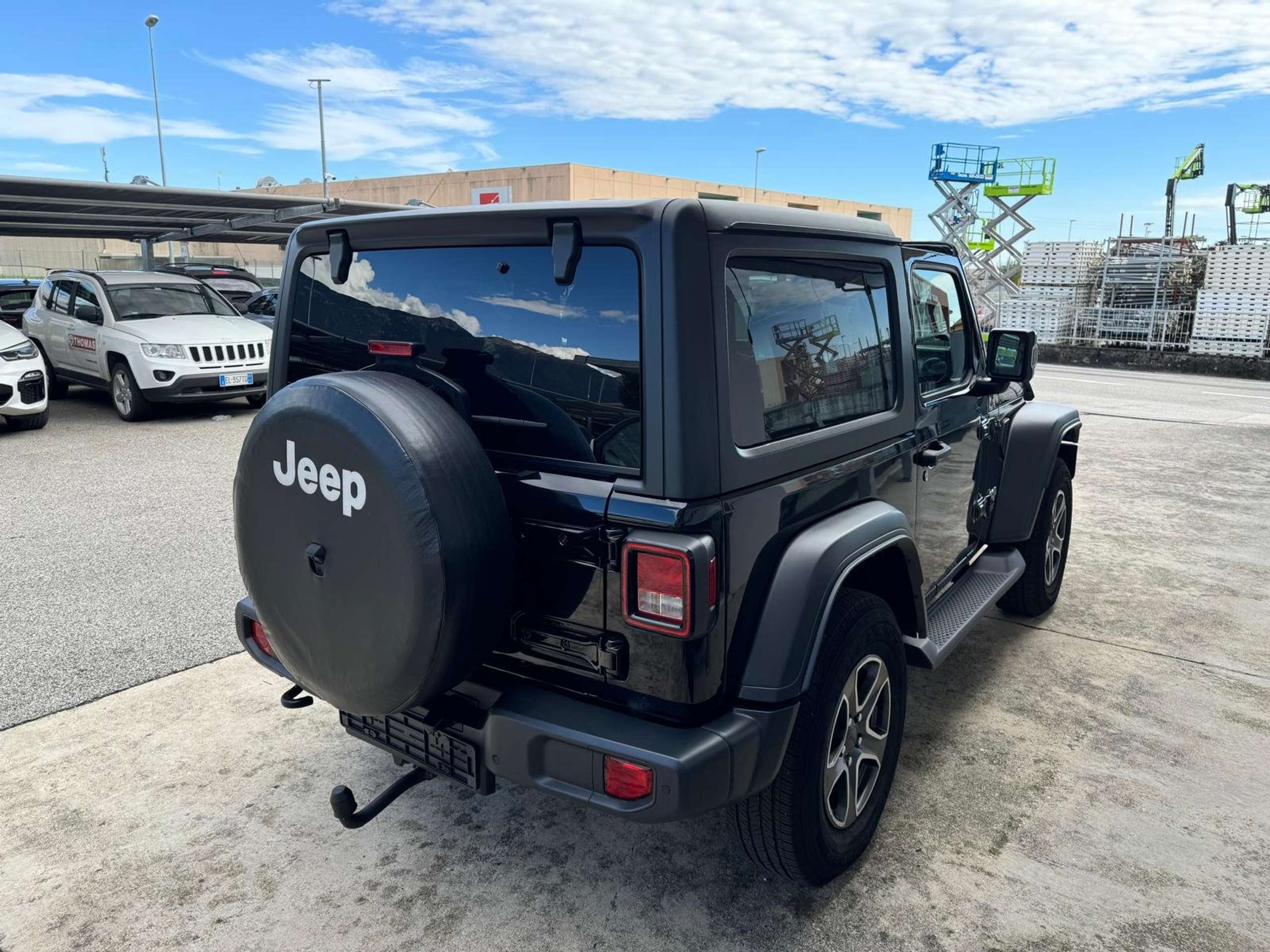 Jeep - Wrangler