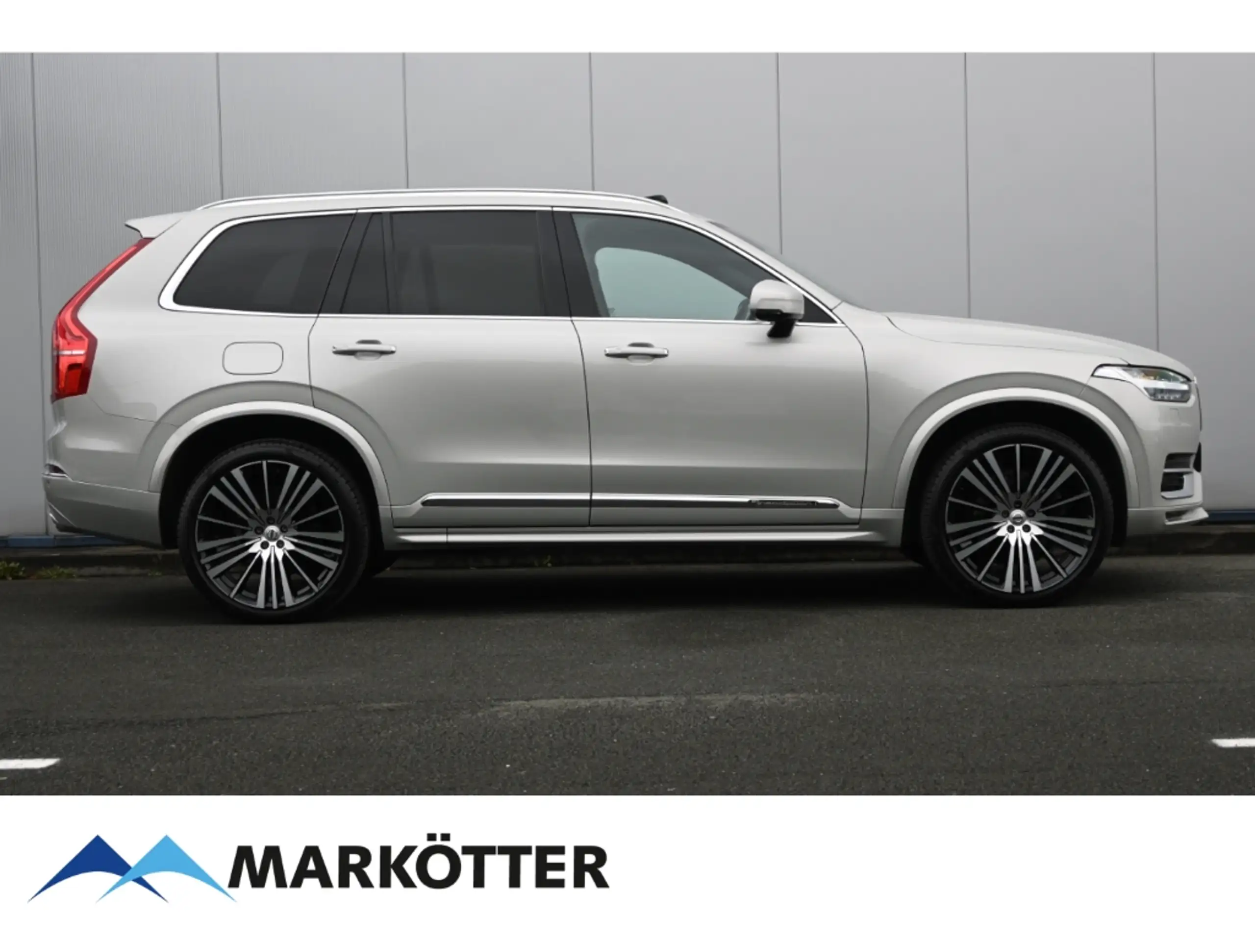 Volvo - XC90