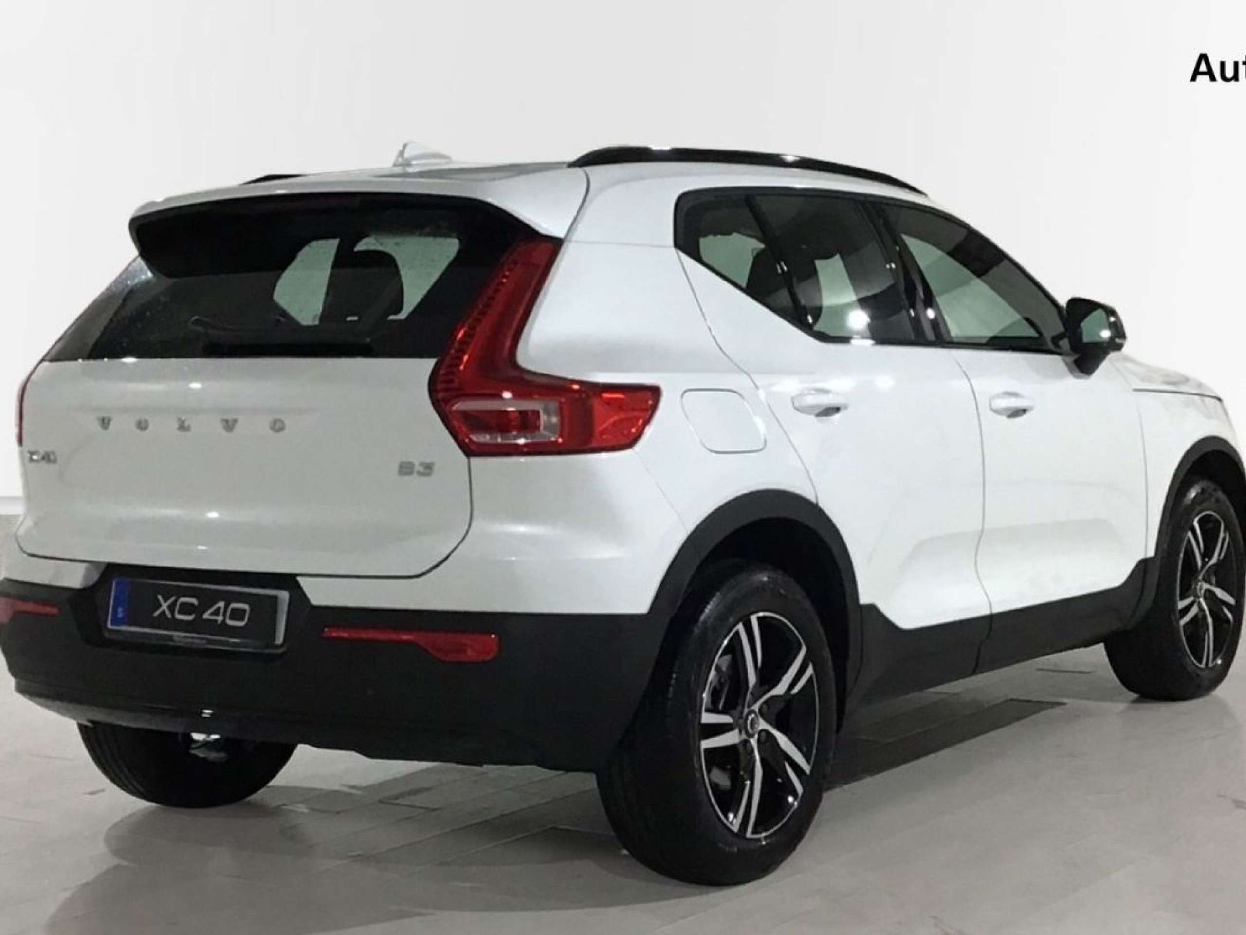 Volvo - XC40