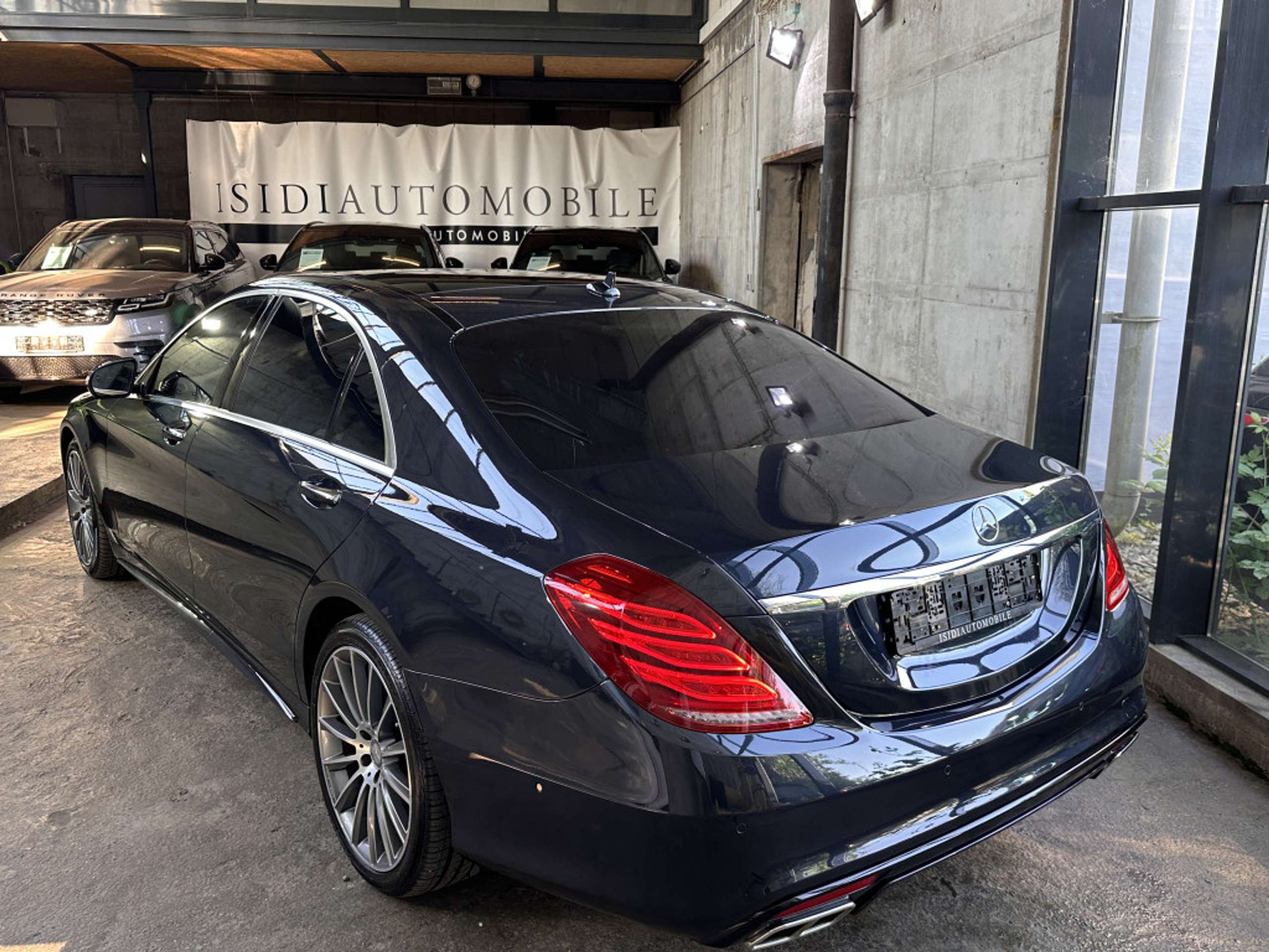 Mercedes-Benz - S 500