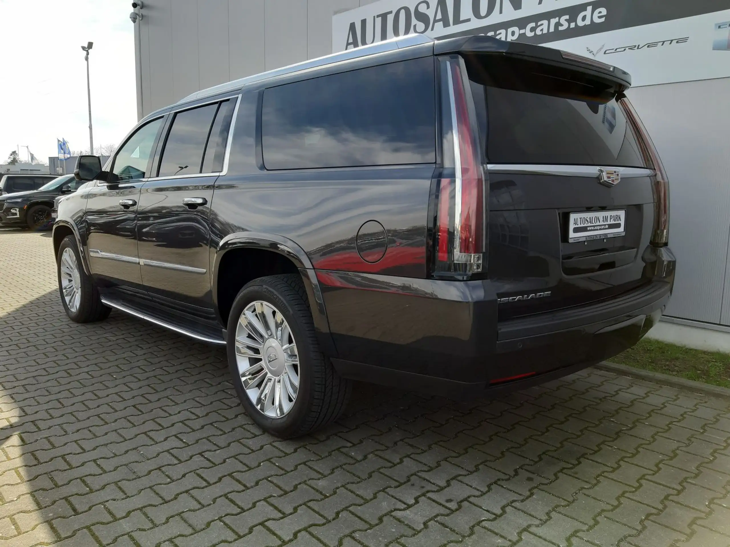 Cadillac - Escalade