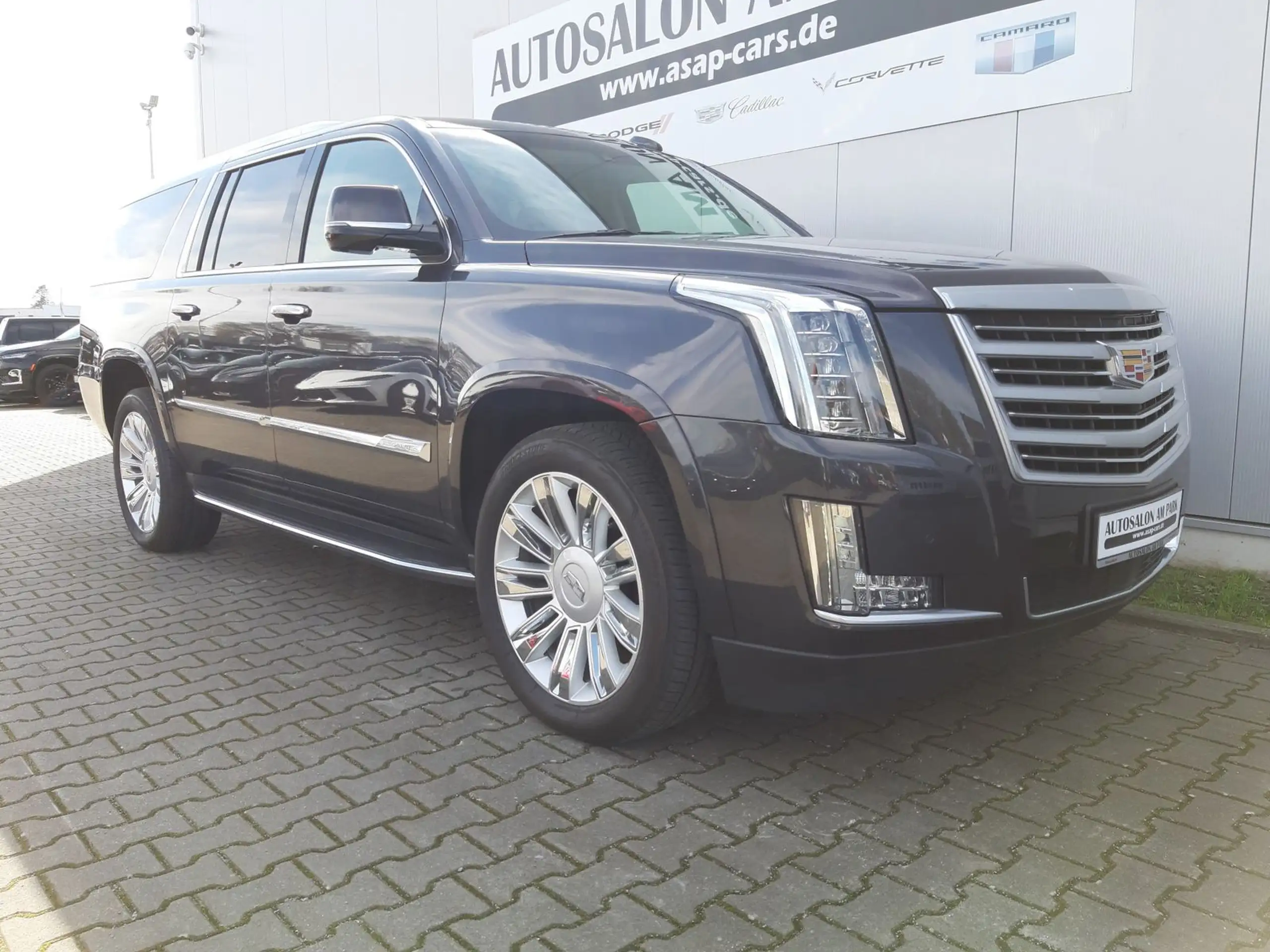 Cadillac - Escalade