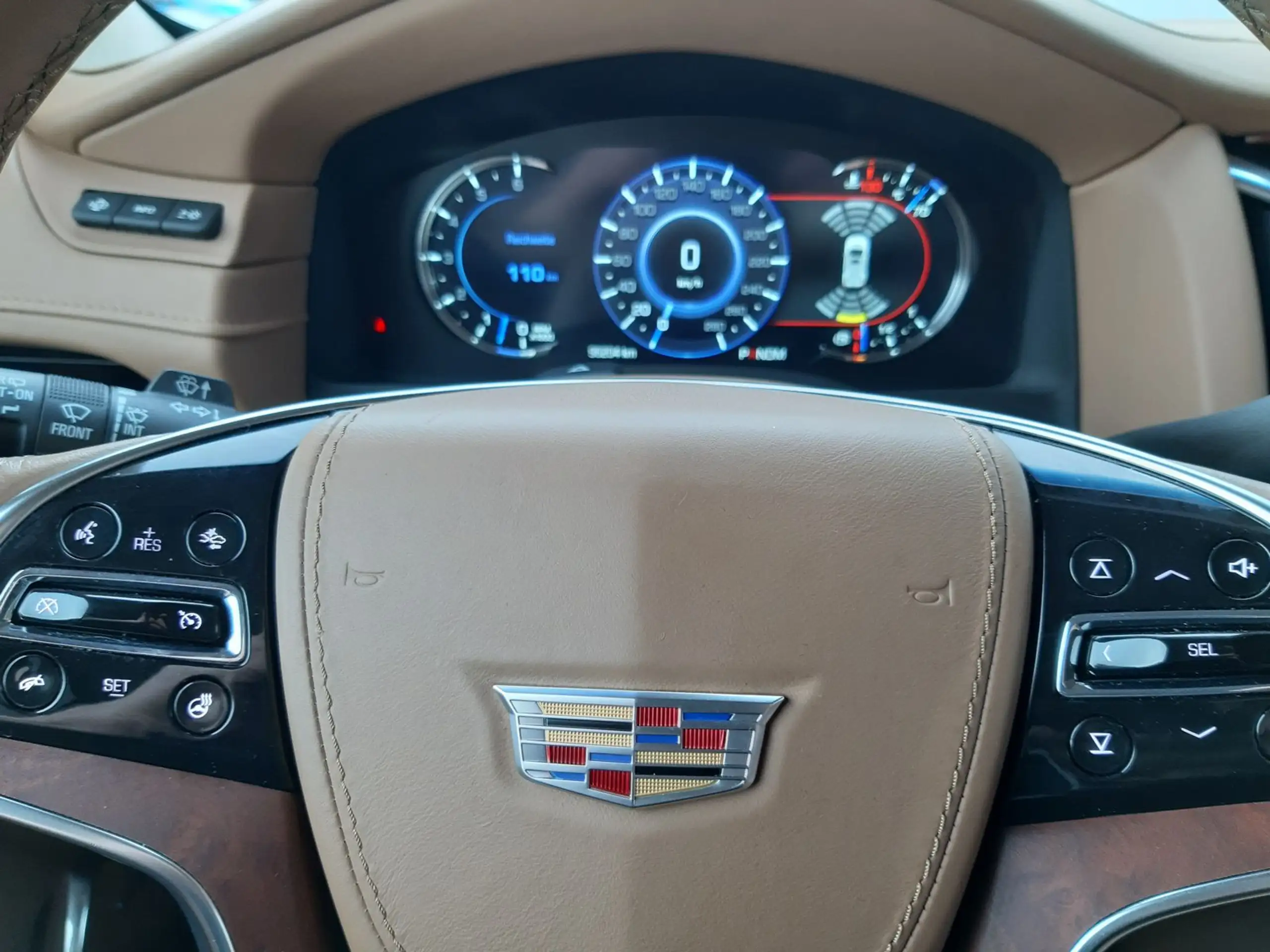 Cadillac - Escalade