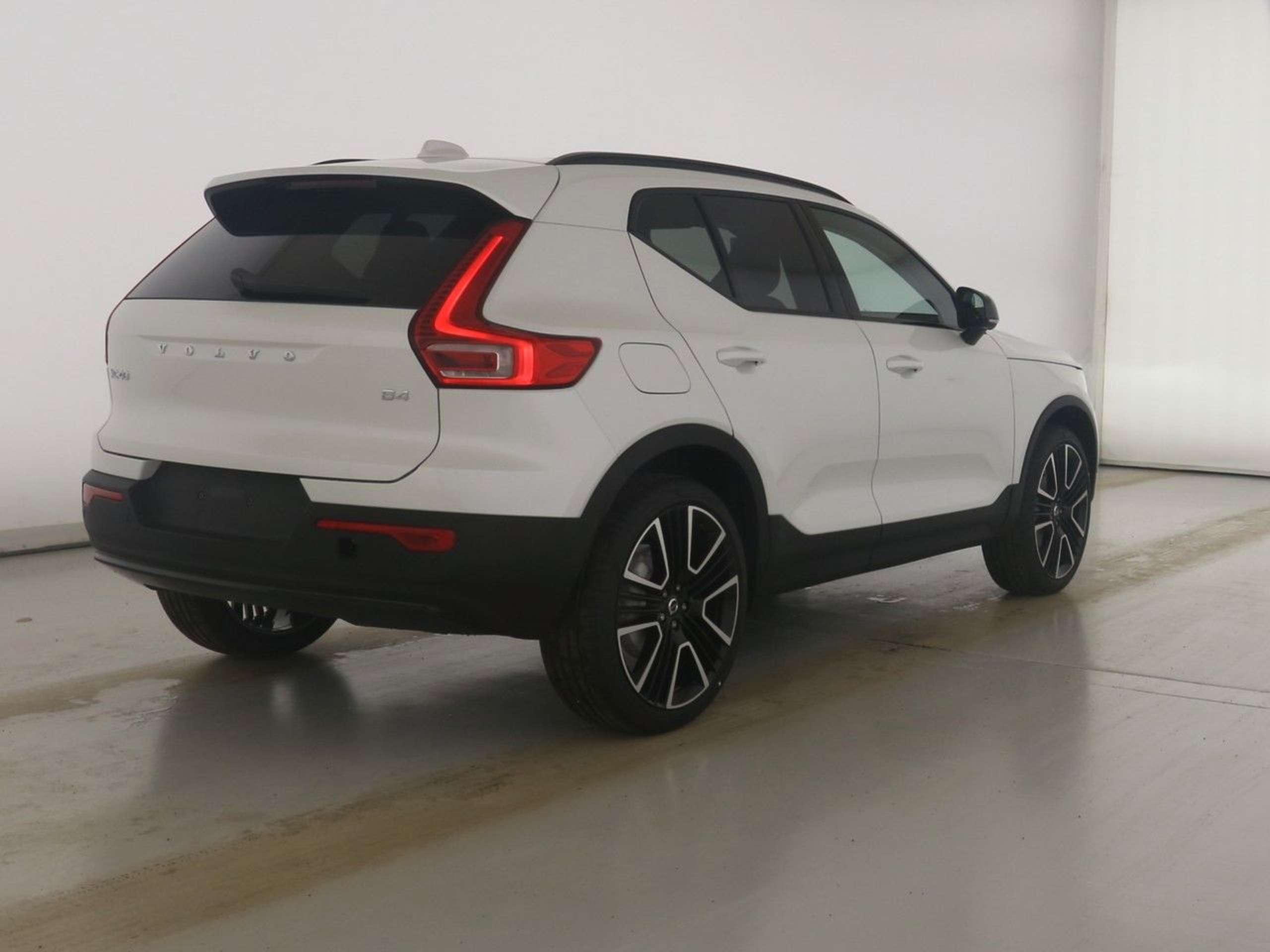 Volvo - XC40