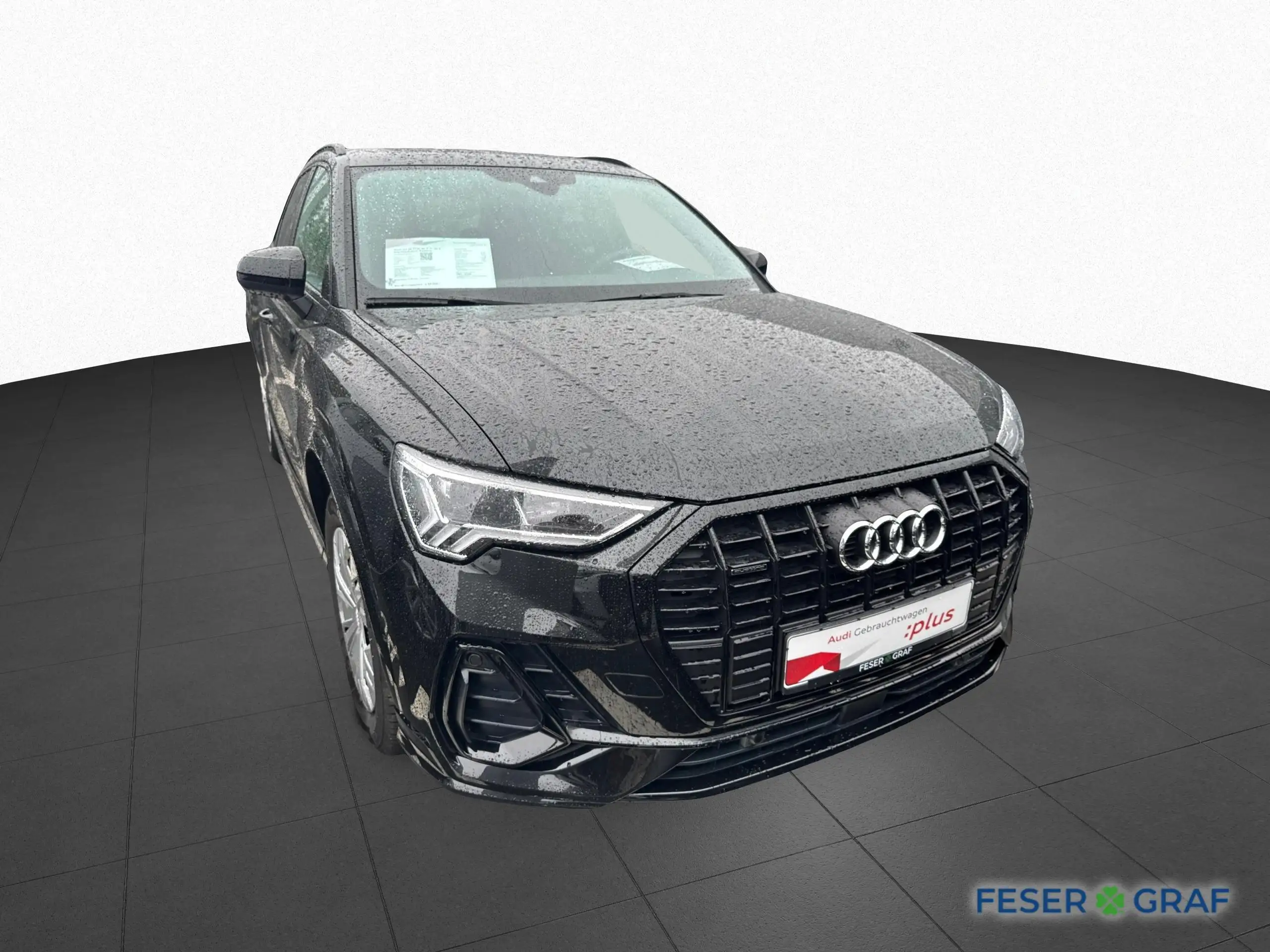 Audi - Q3