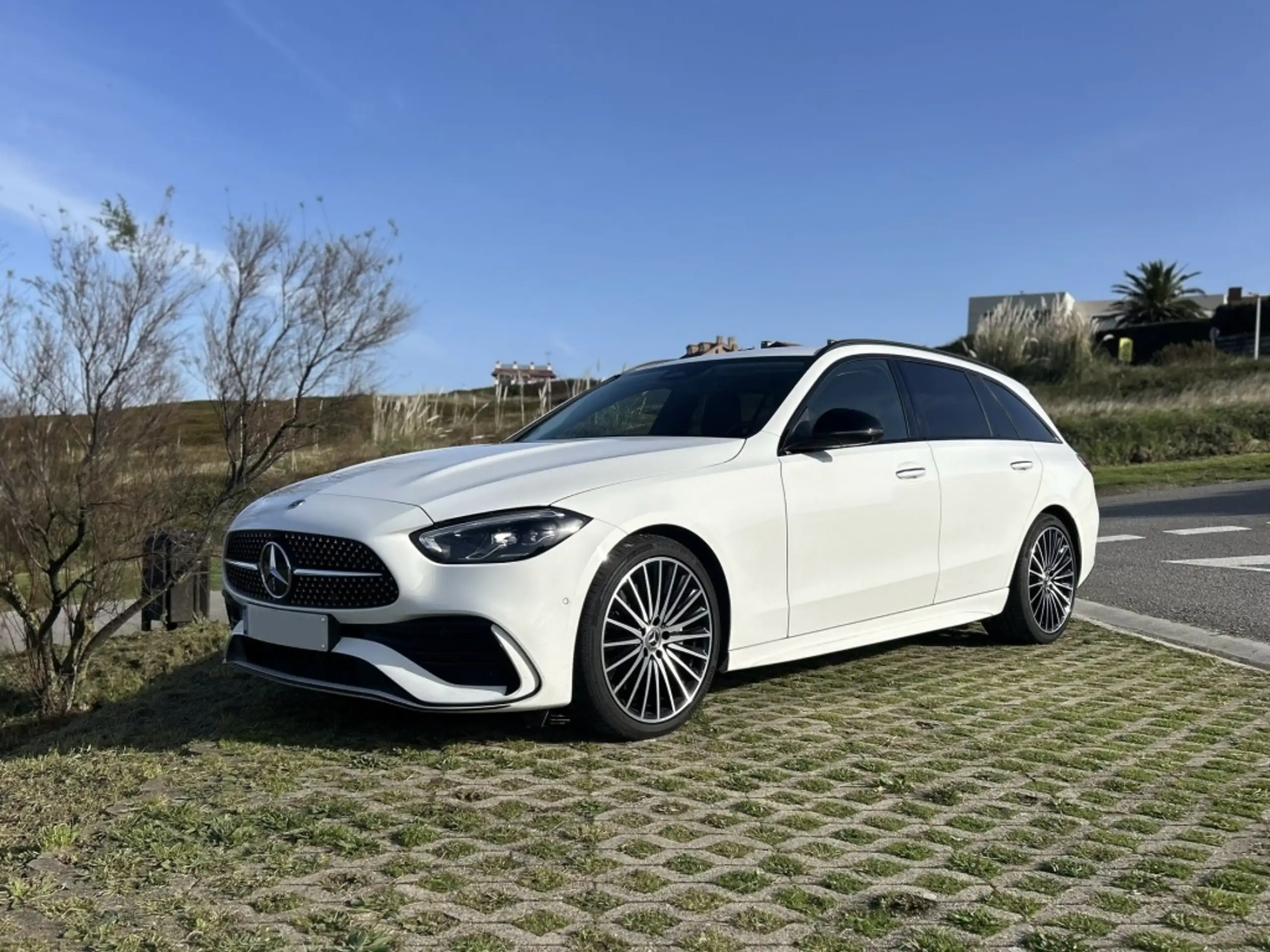 Mercedes-Benz - C 220