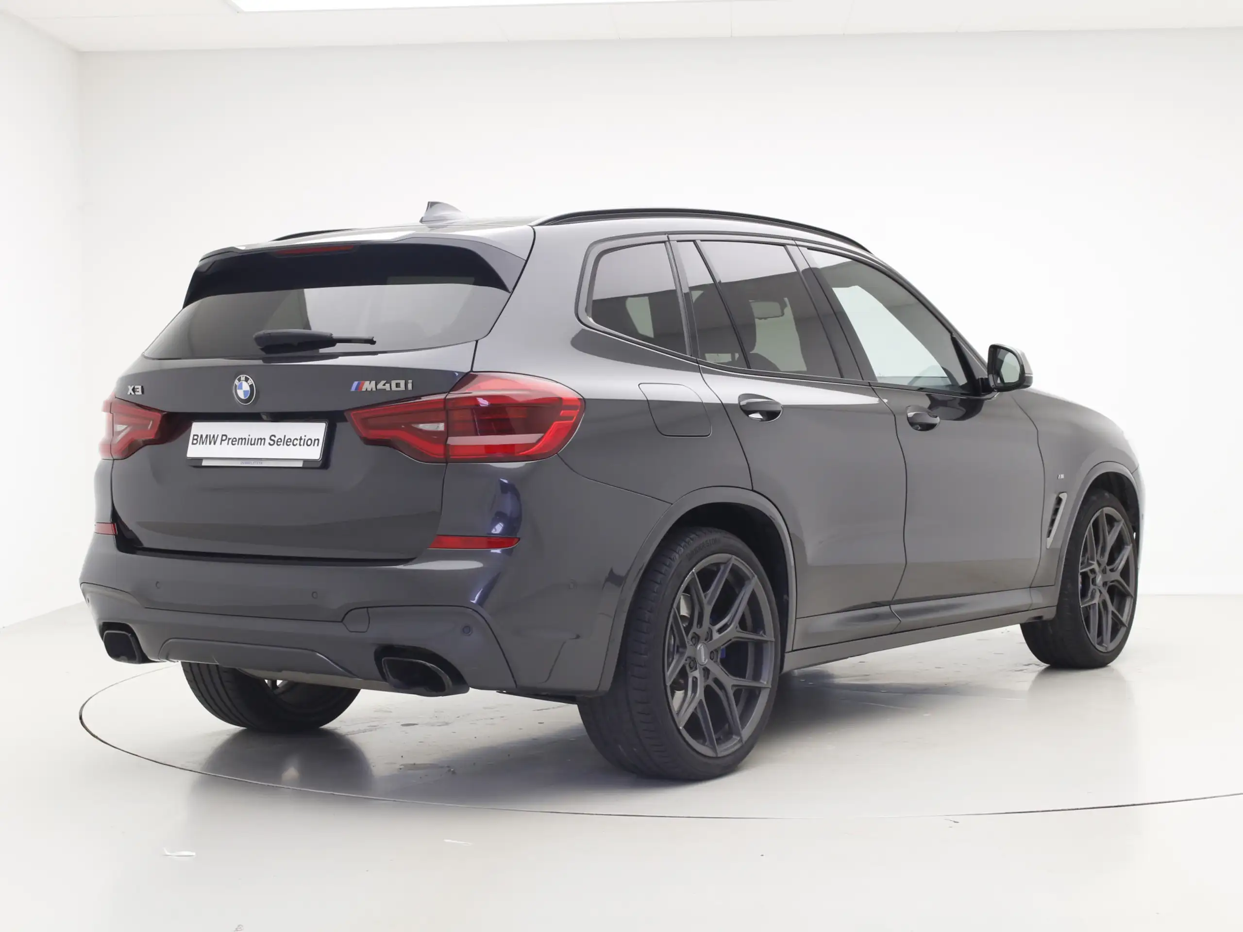 BMW - X3