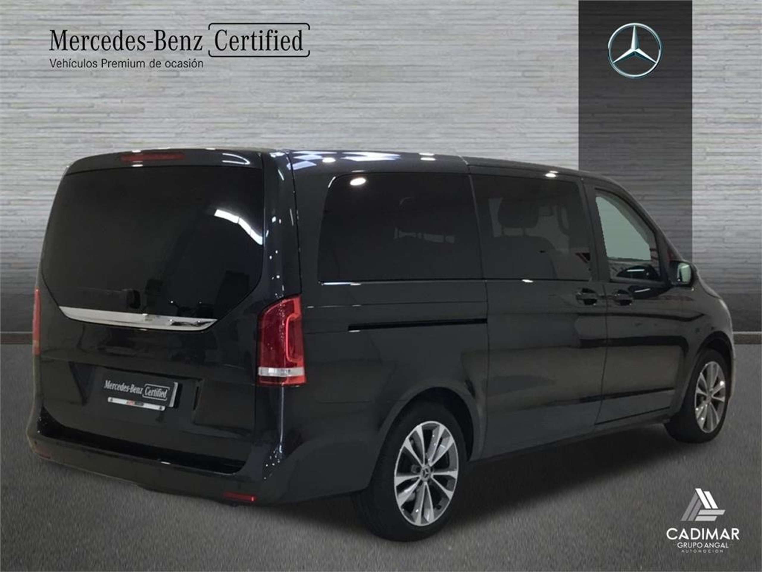 Mercedes-Benz - V