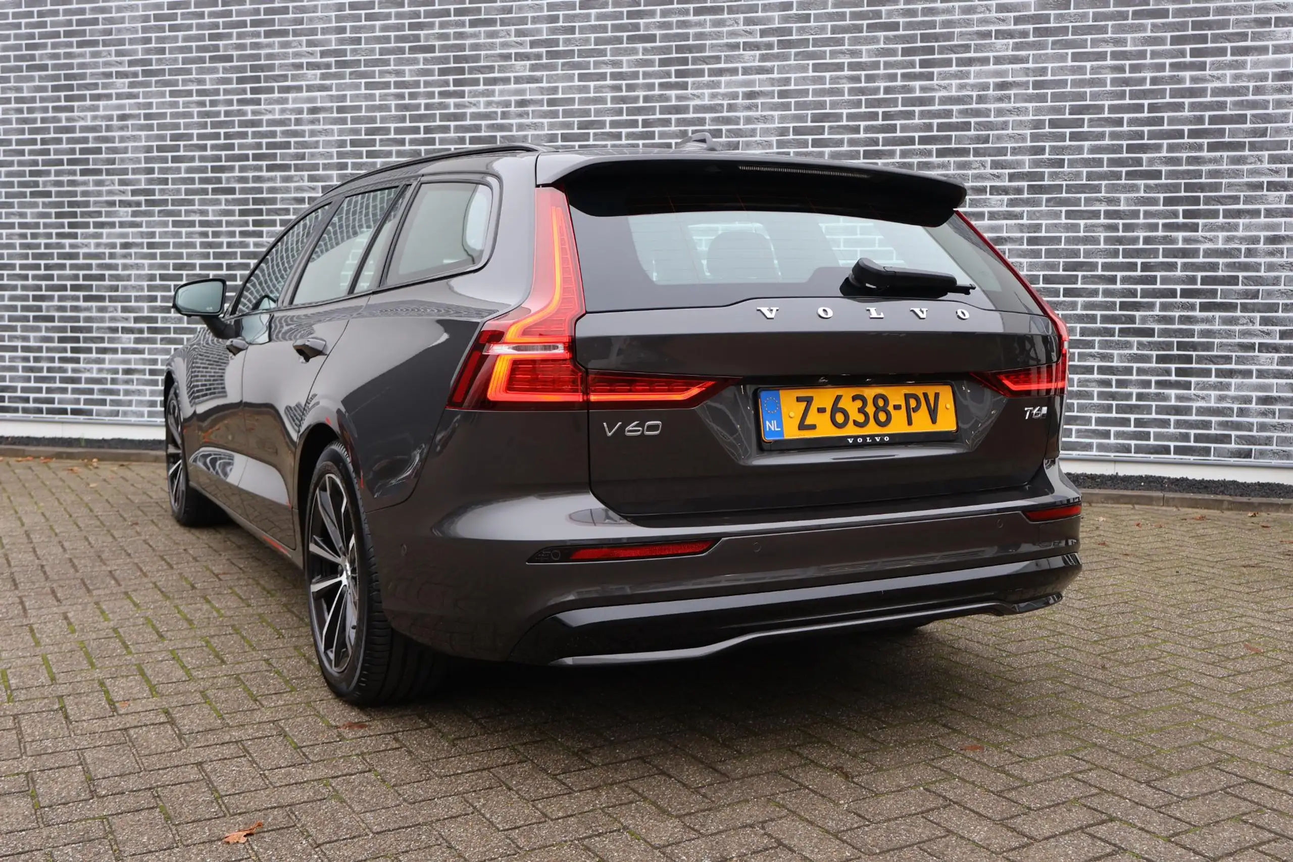 Volvo - V60