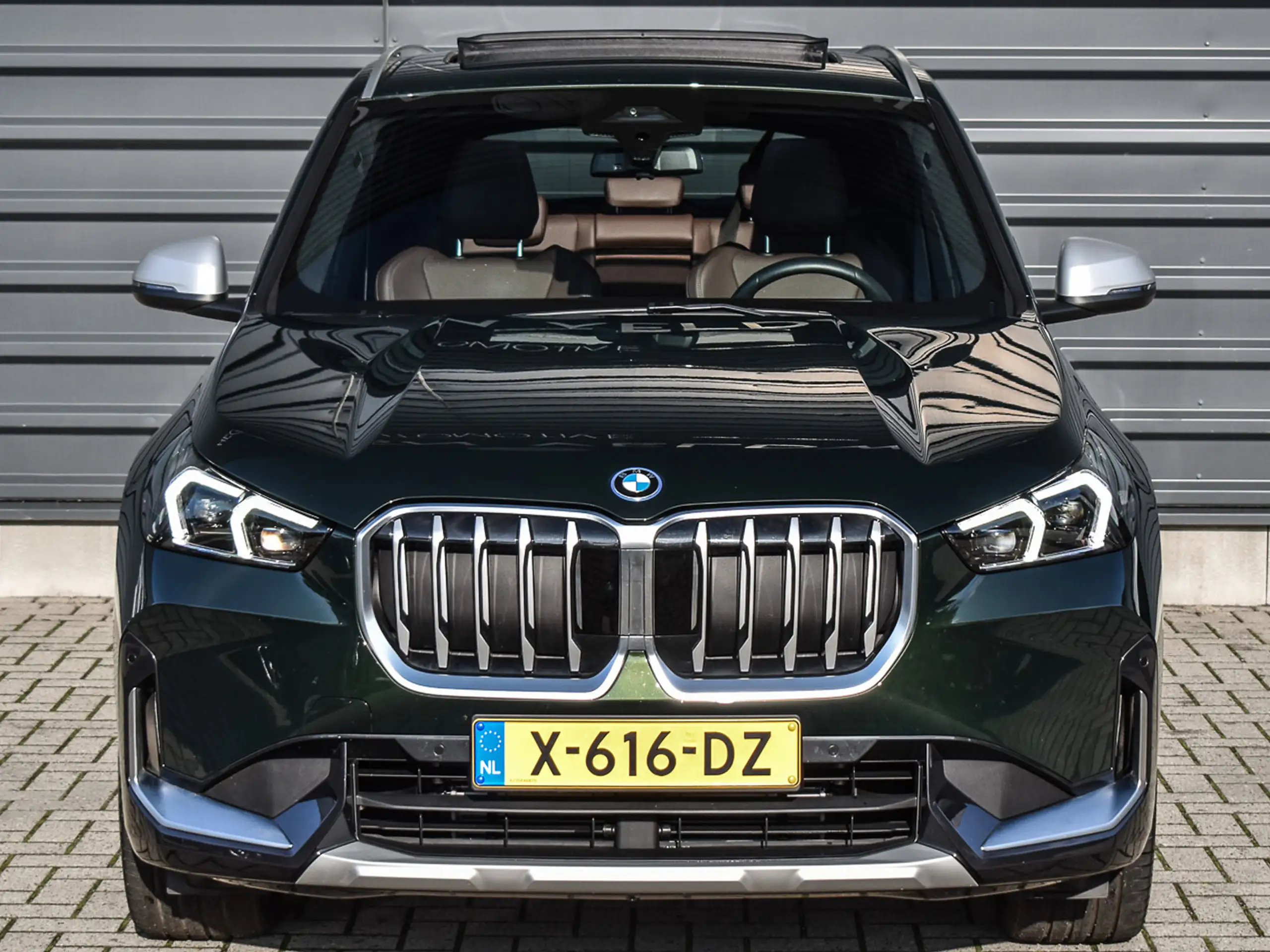 BMW - X1