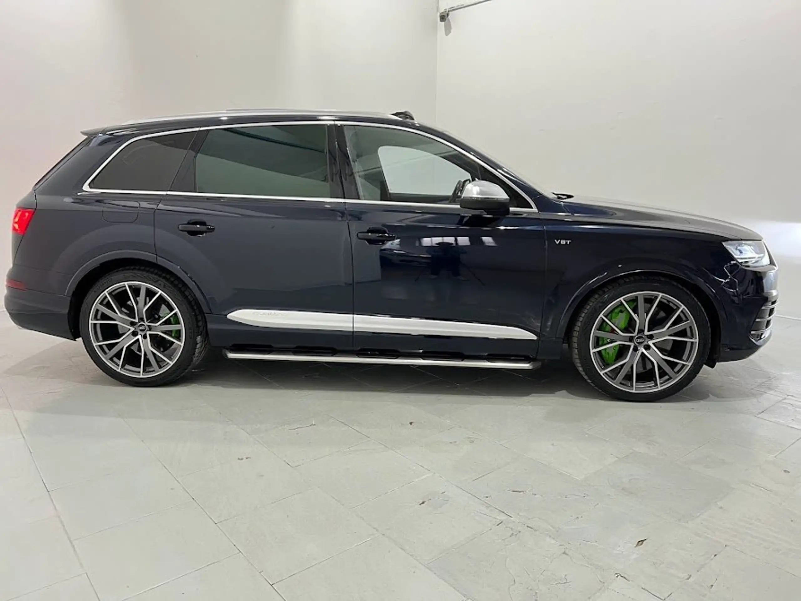 Audi - SQ7