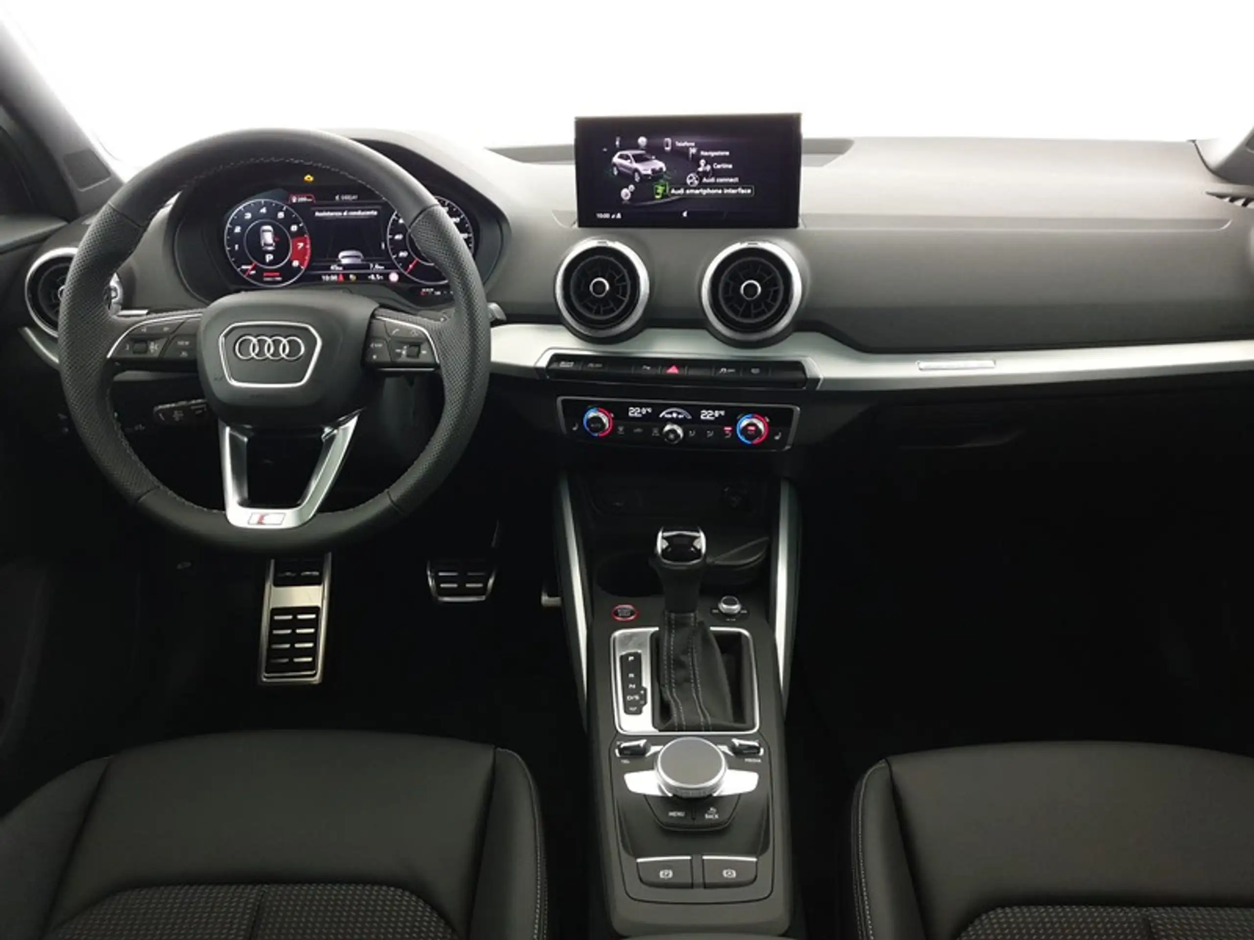 Audi - SQ2