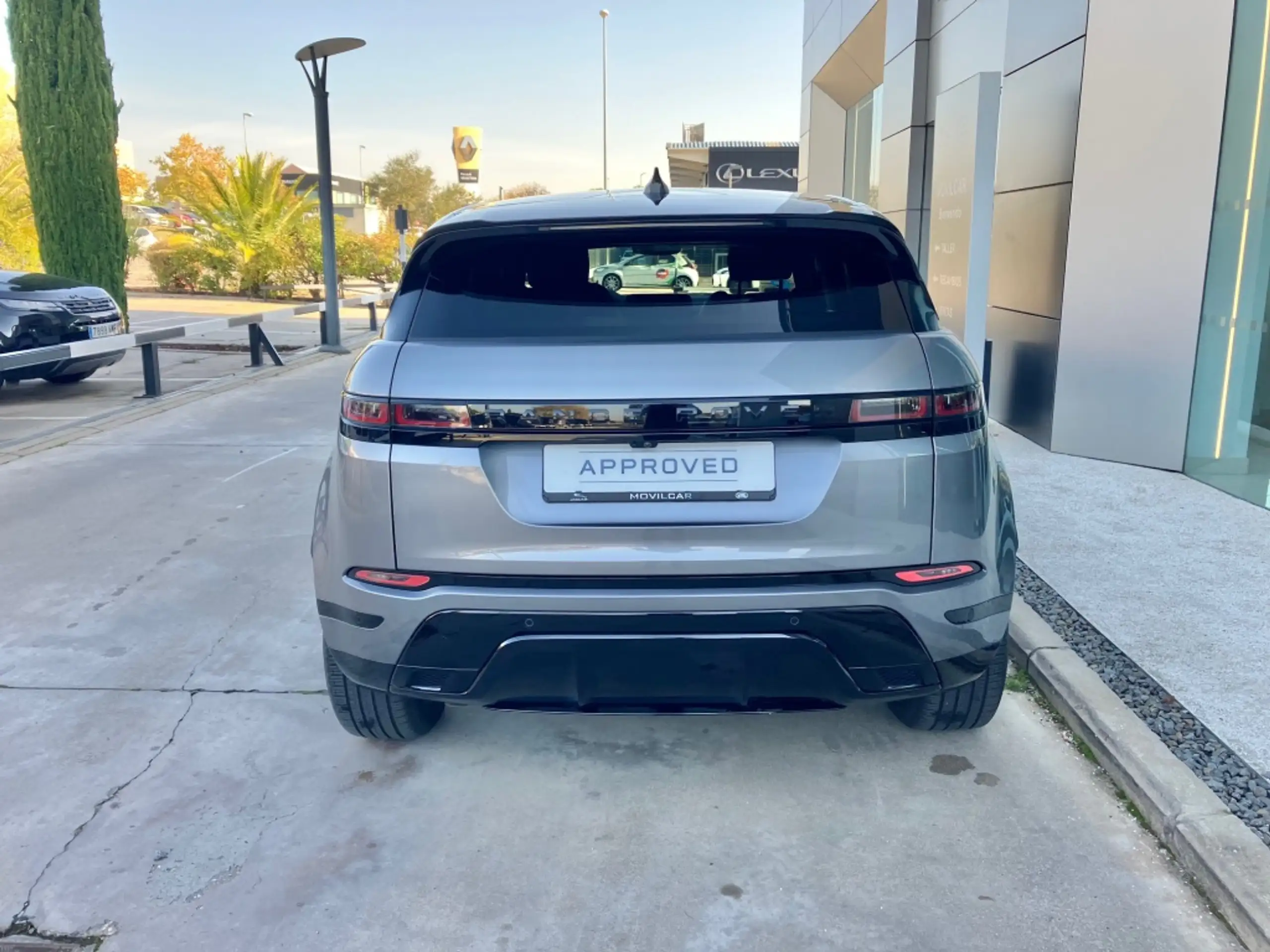 Land Rover - Range Rover Evoque