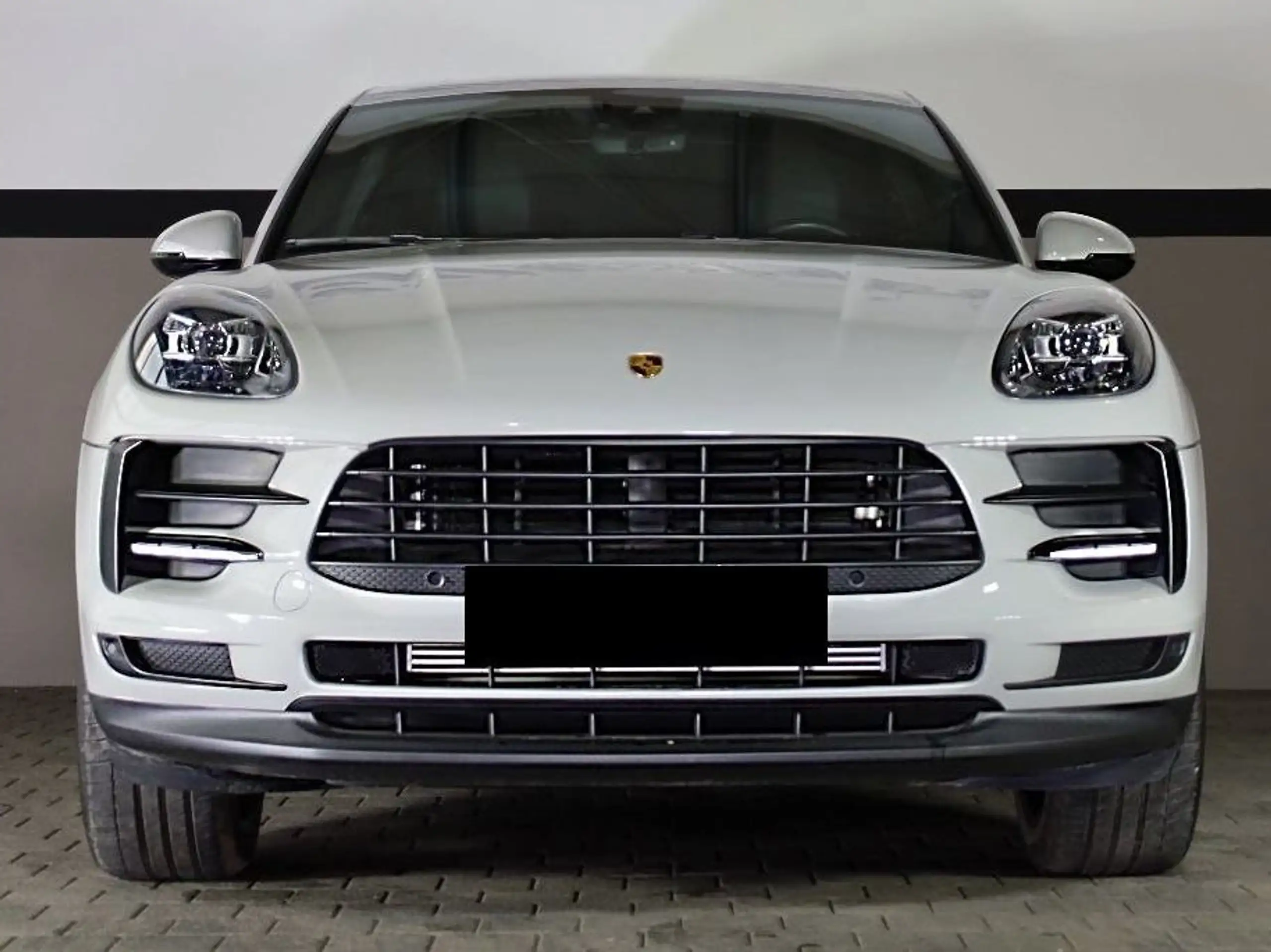 Porsche - Macan