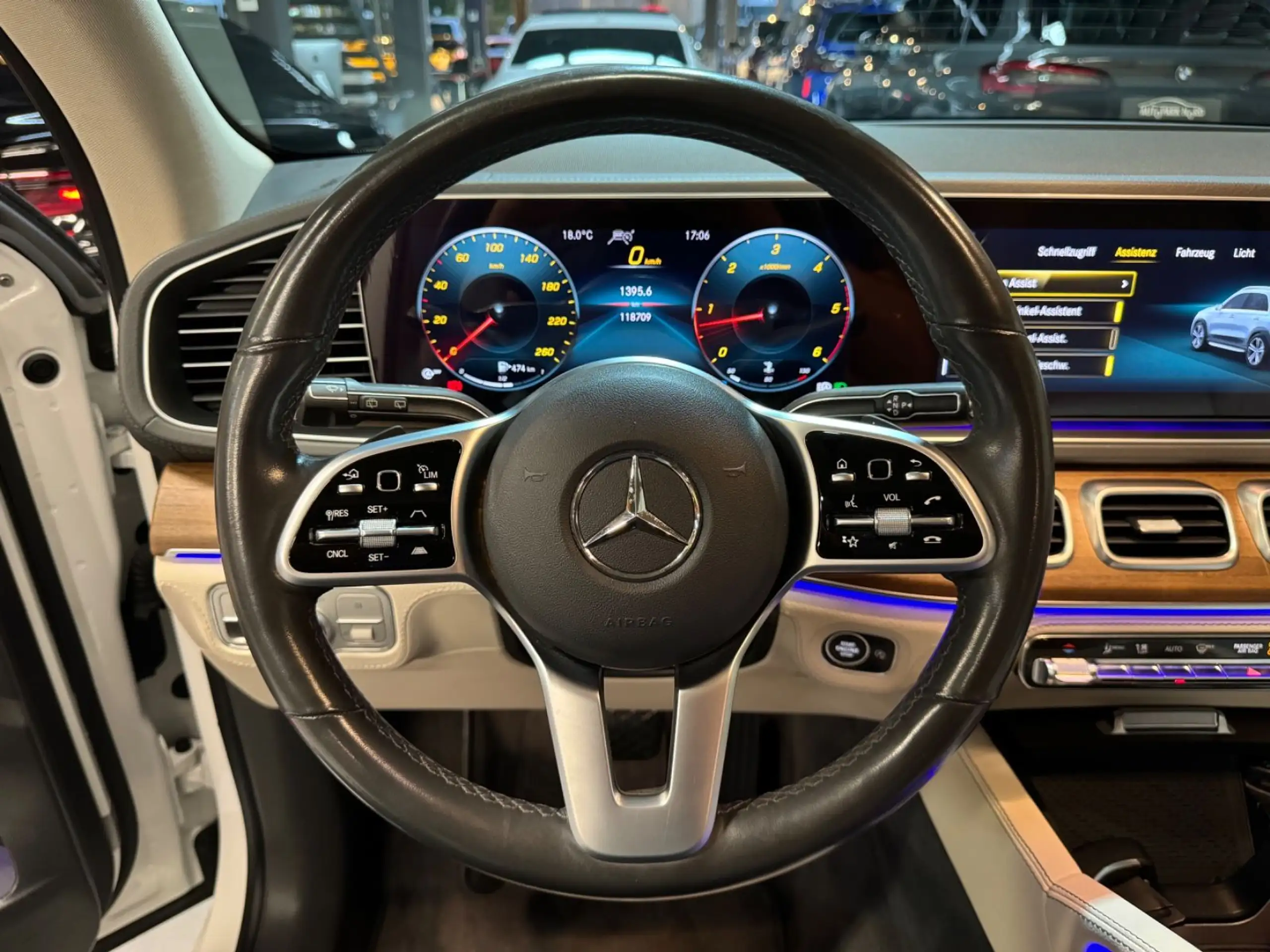 Mercedes-Benz - GLE 400