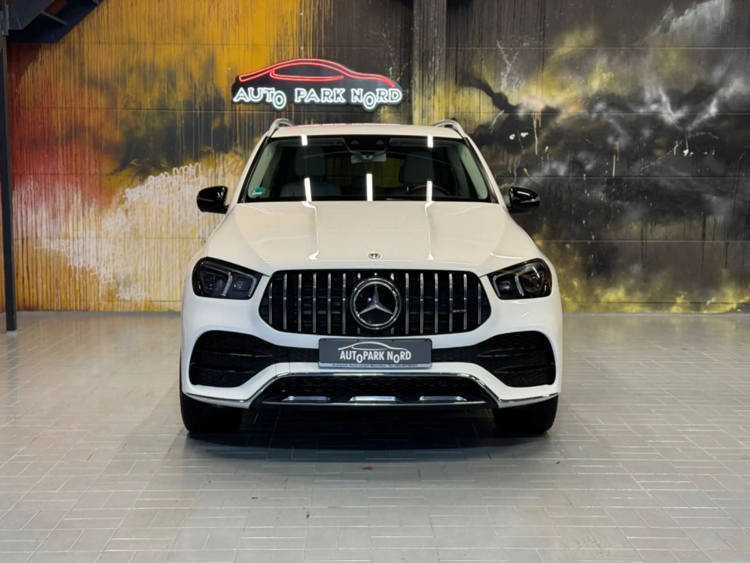 Mercedes-Benz - GLE 400