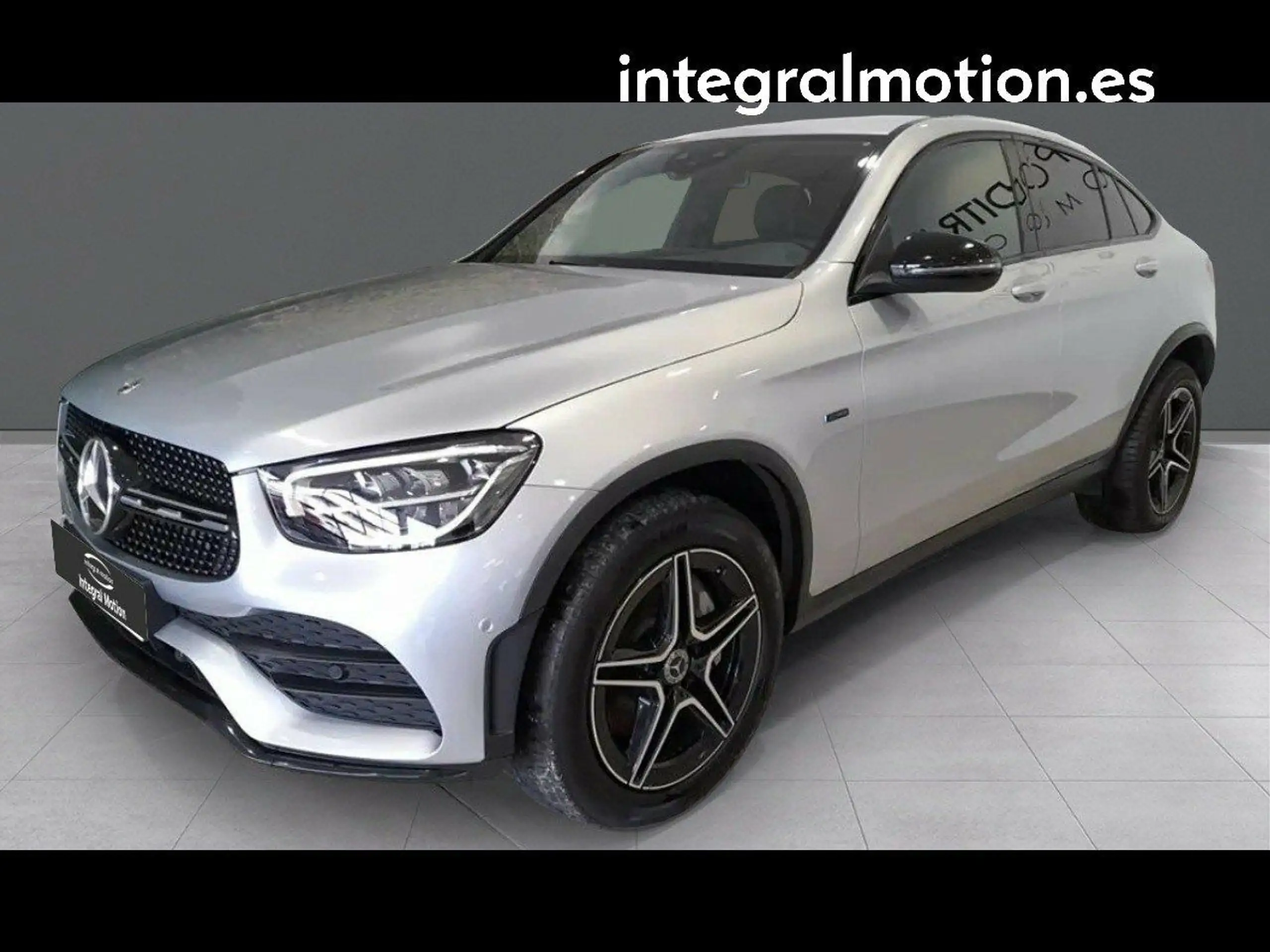 Mercedes-Benz - GLC 300