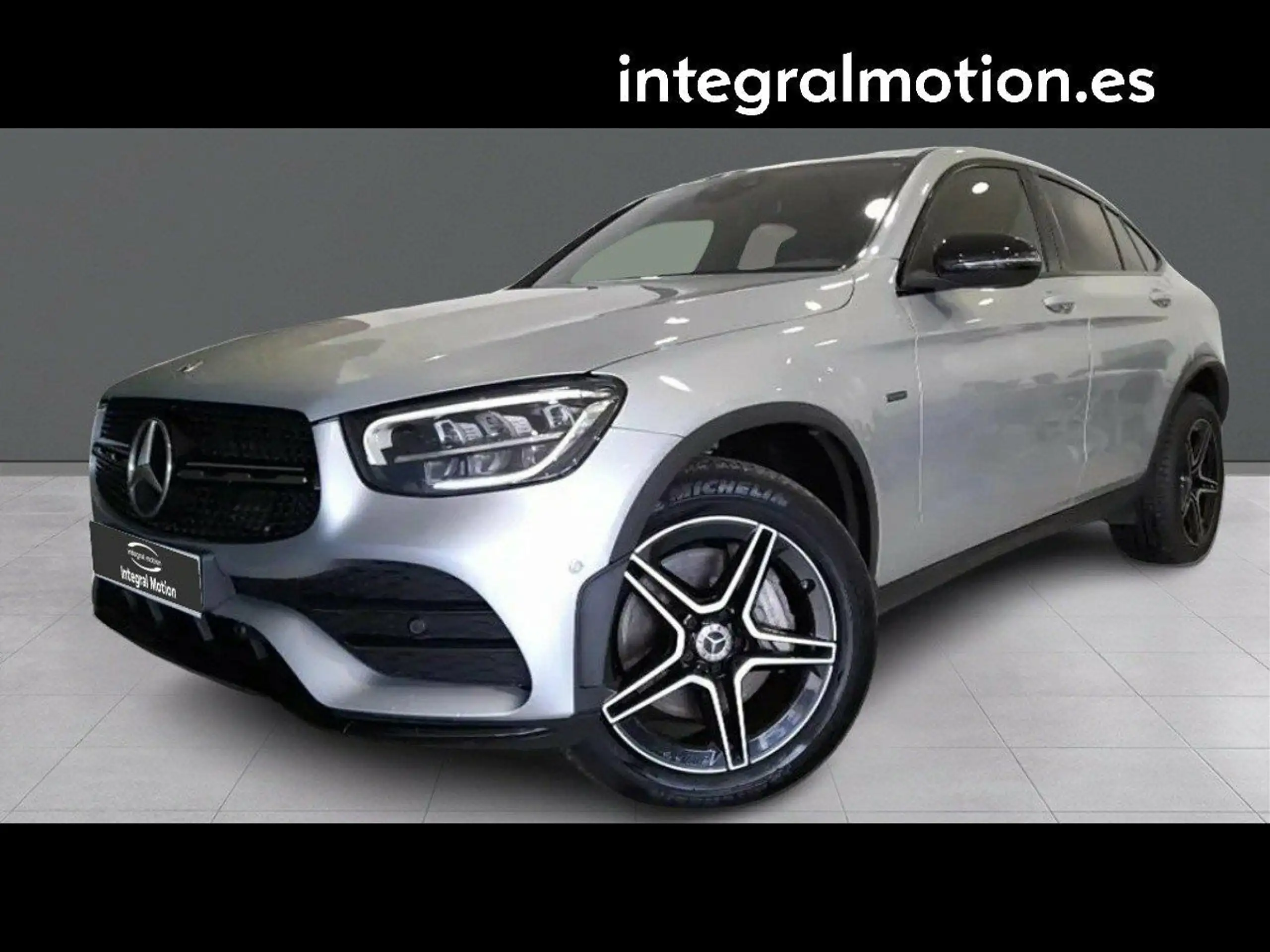 Mercedes-Benz GLC 300 2020