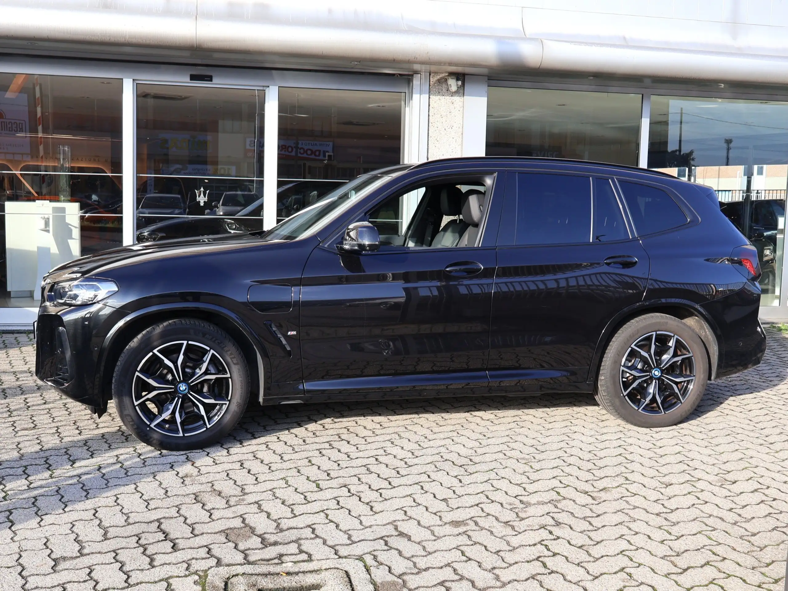 BMW - X3