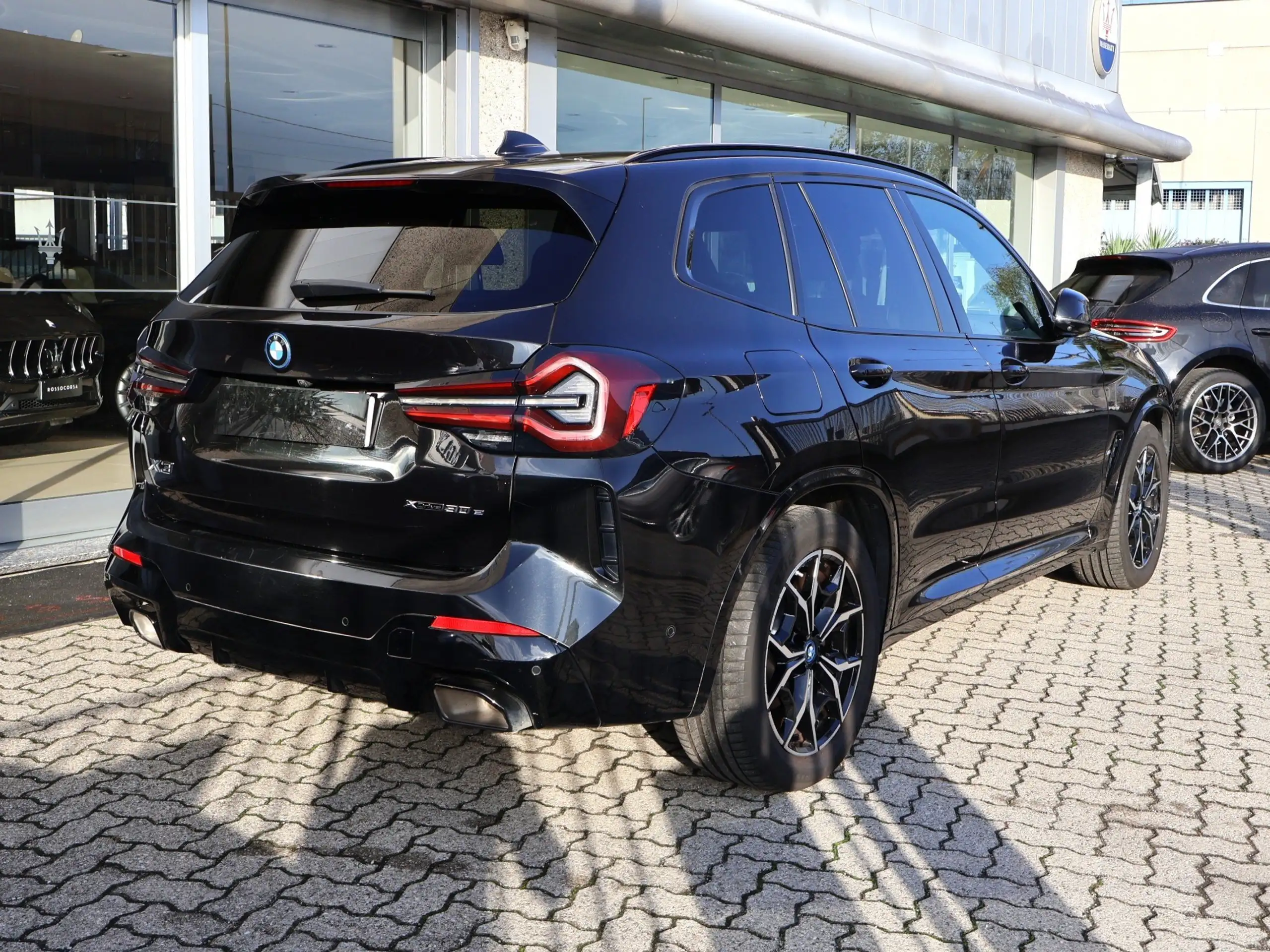 BMW - X3