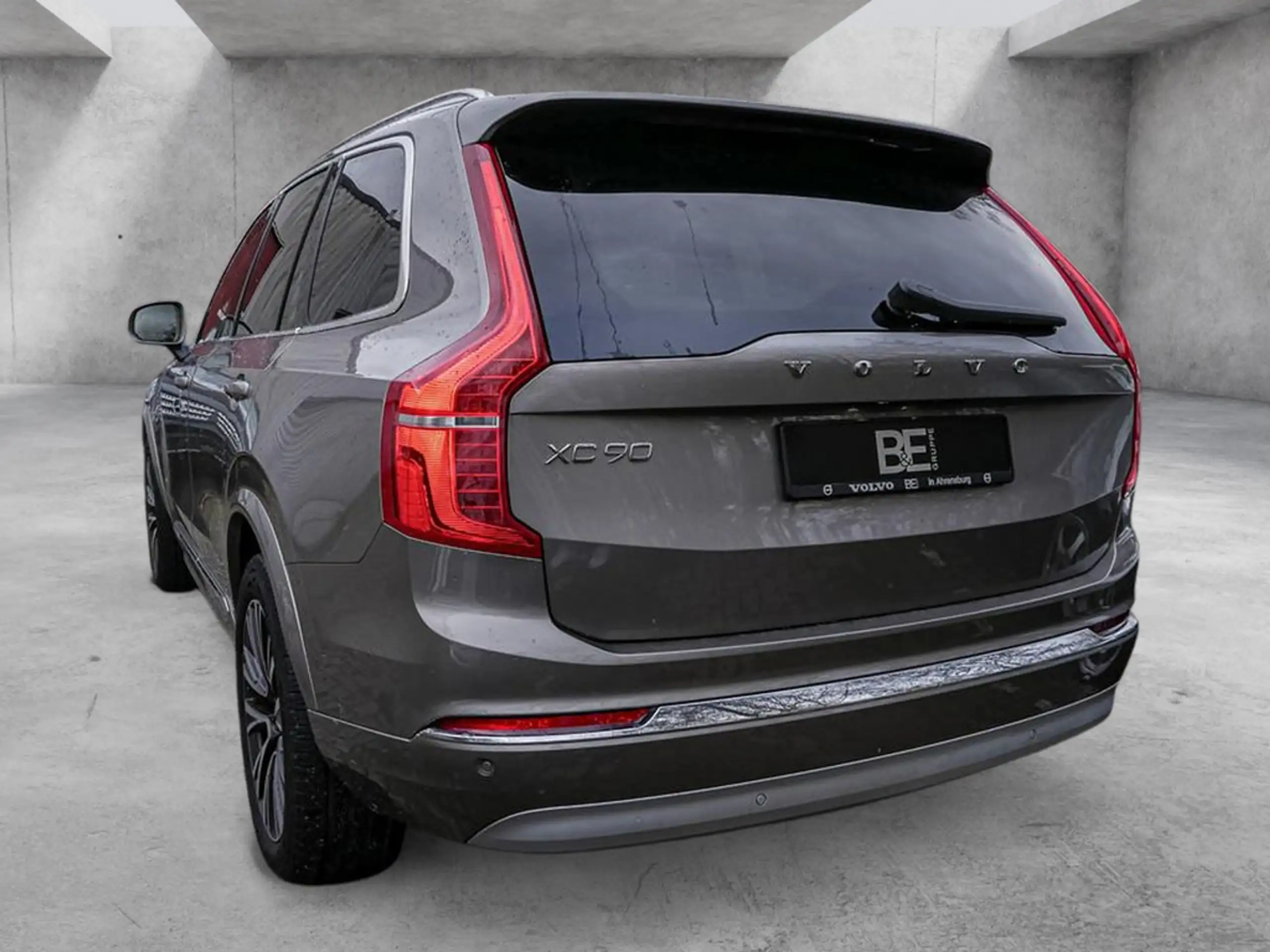 Volvo - XC90