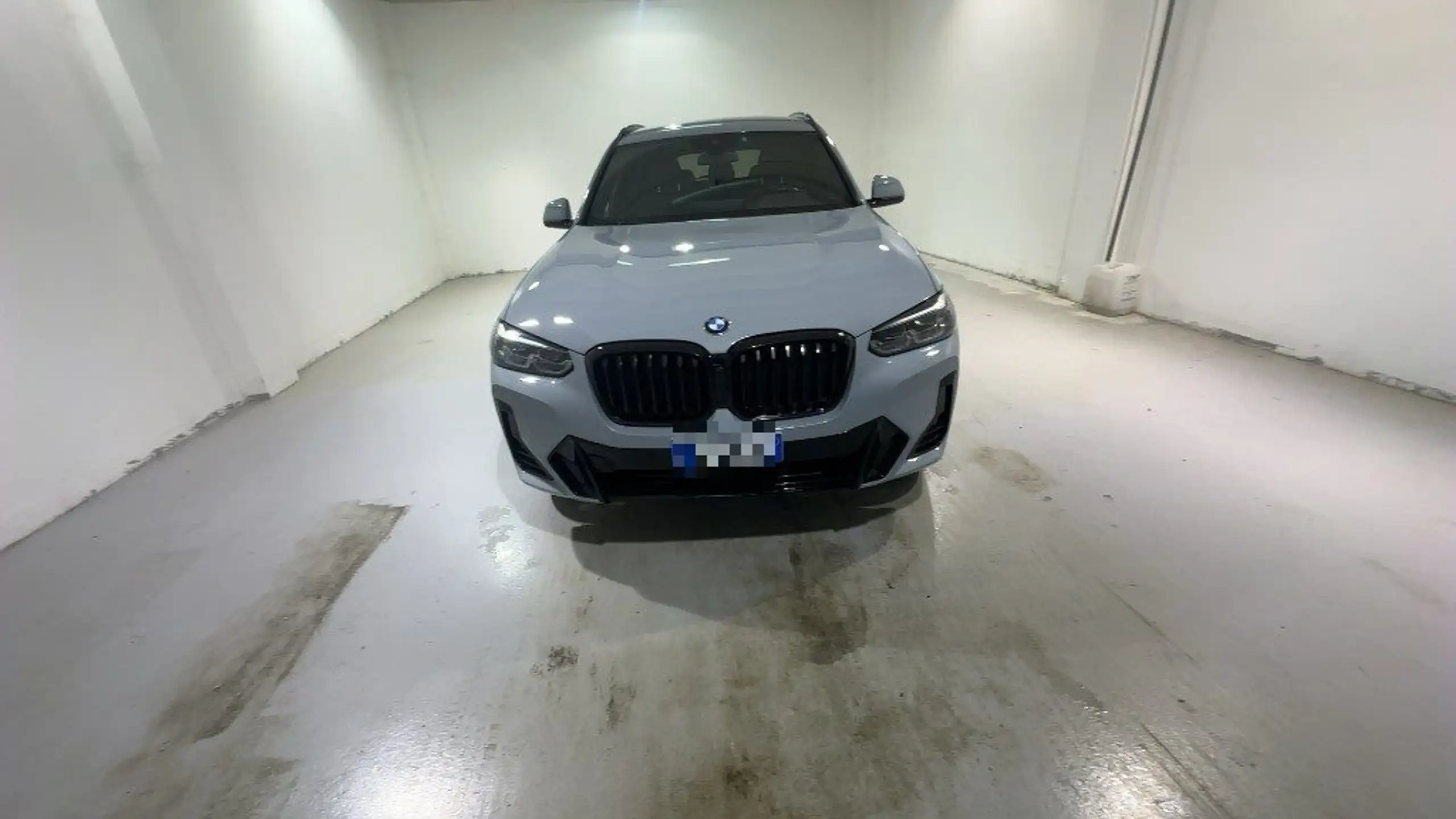 BMW - X3