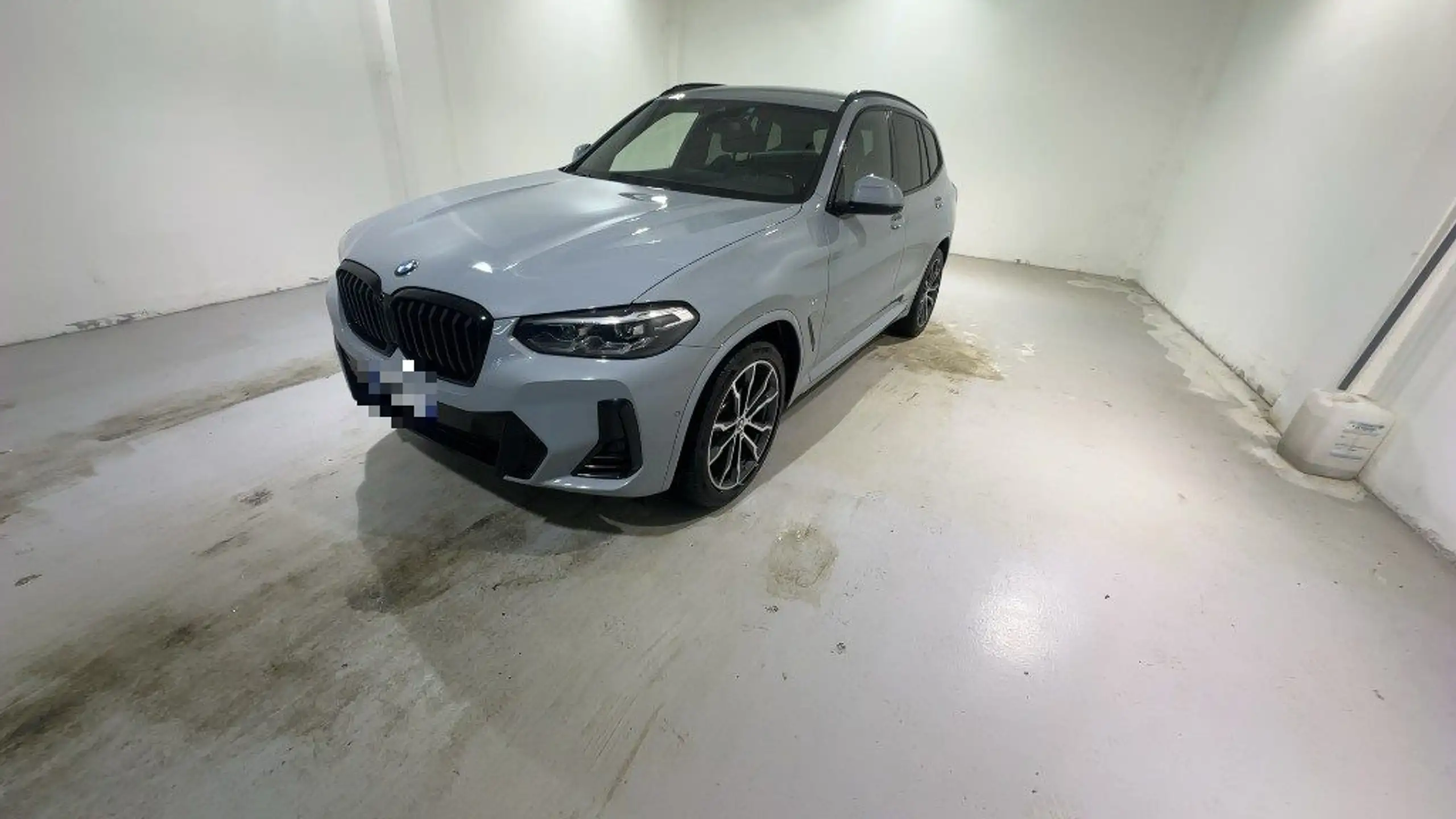 BMW - X3