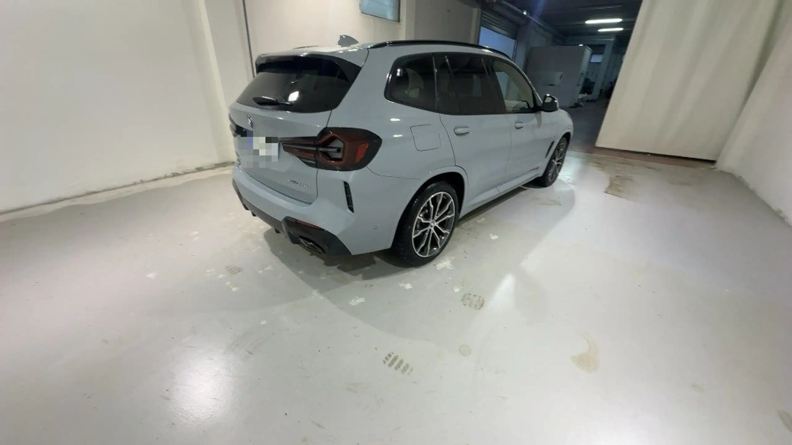 BMW - X3