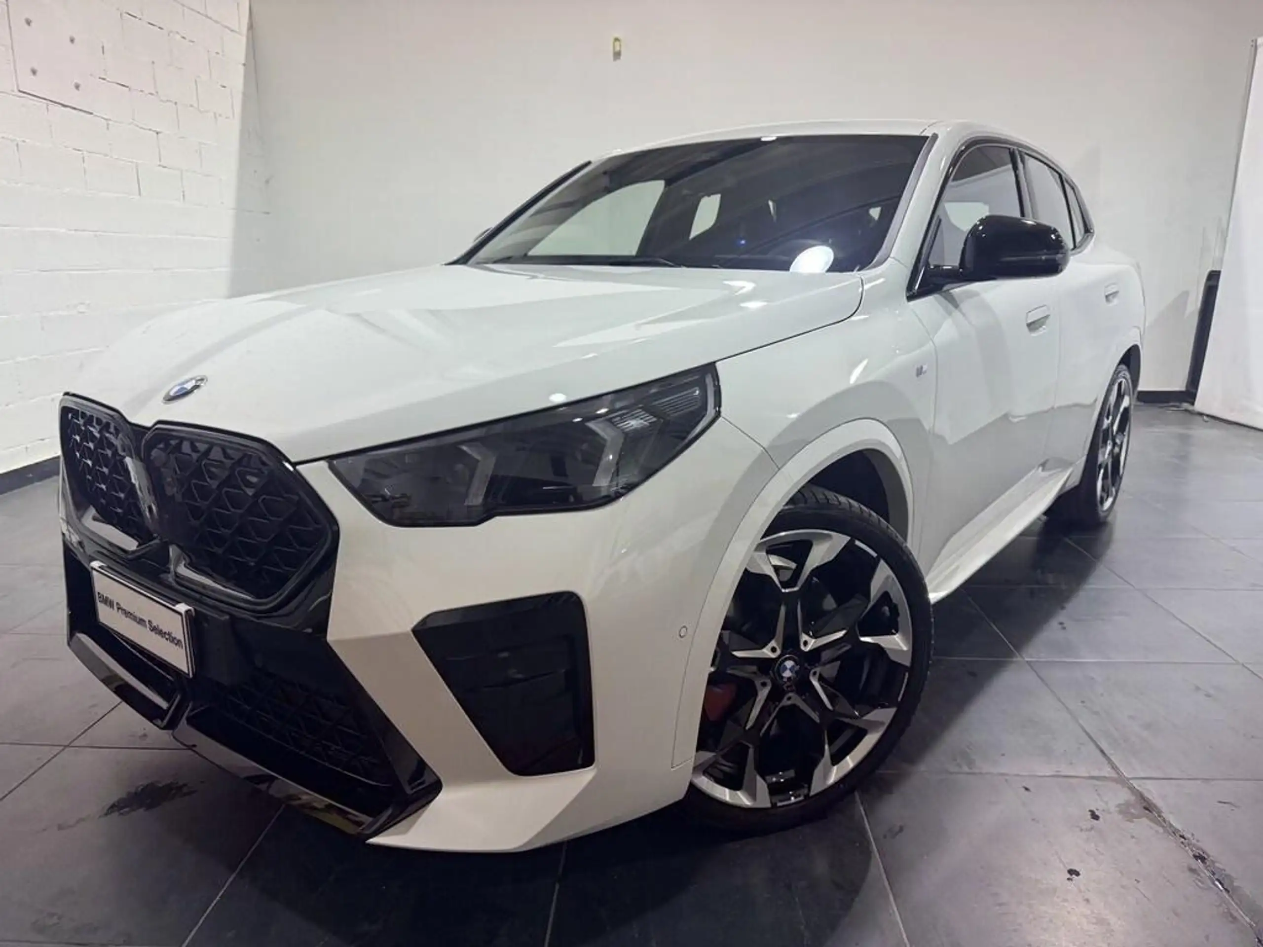 BMW - X2