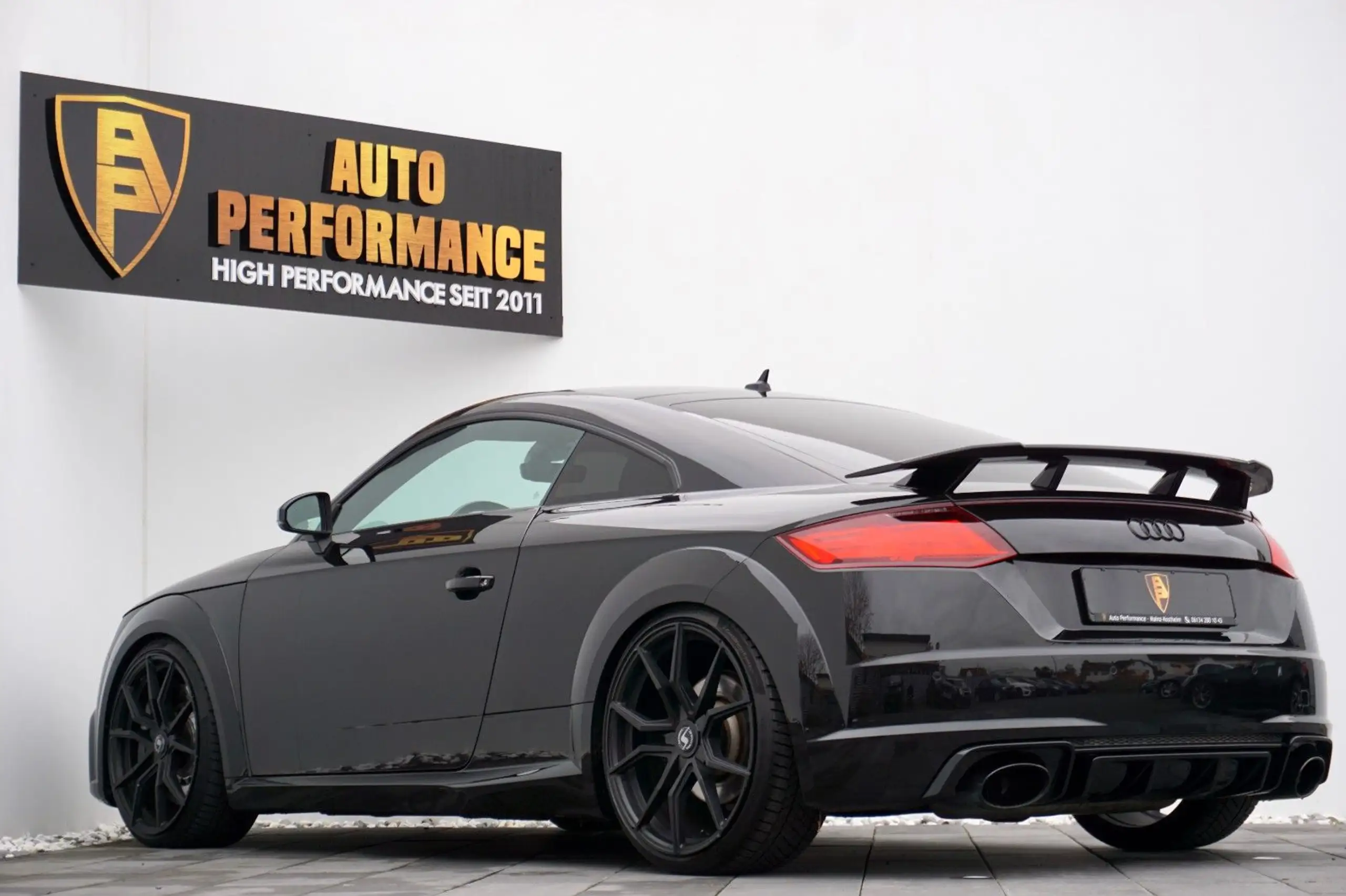 Audi - TT RS