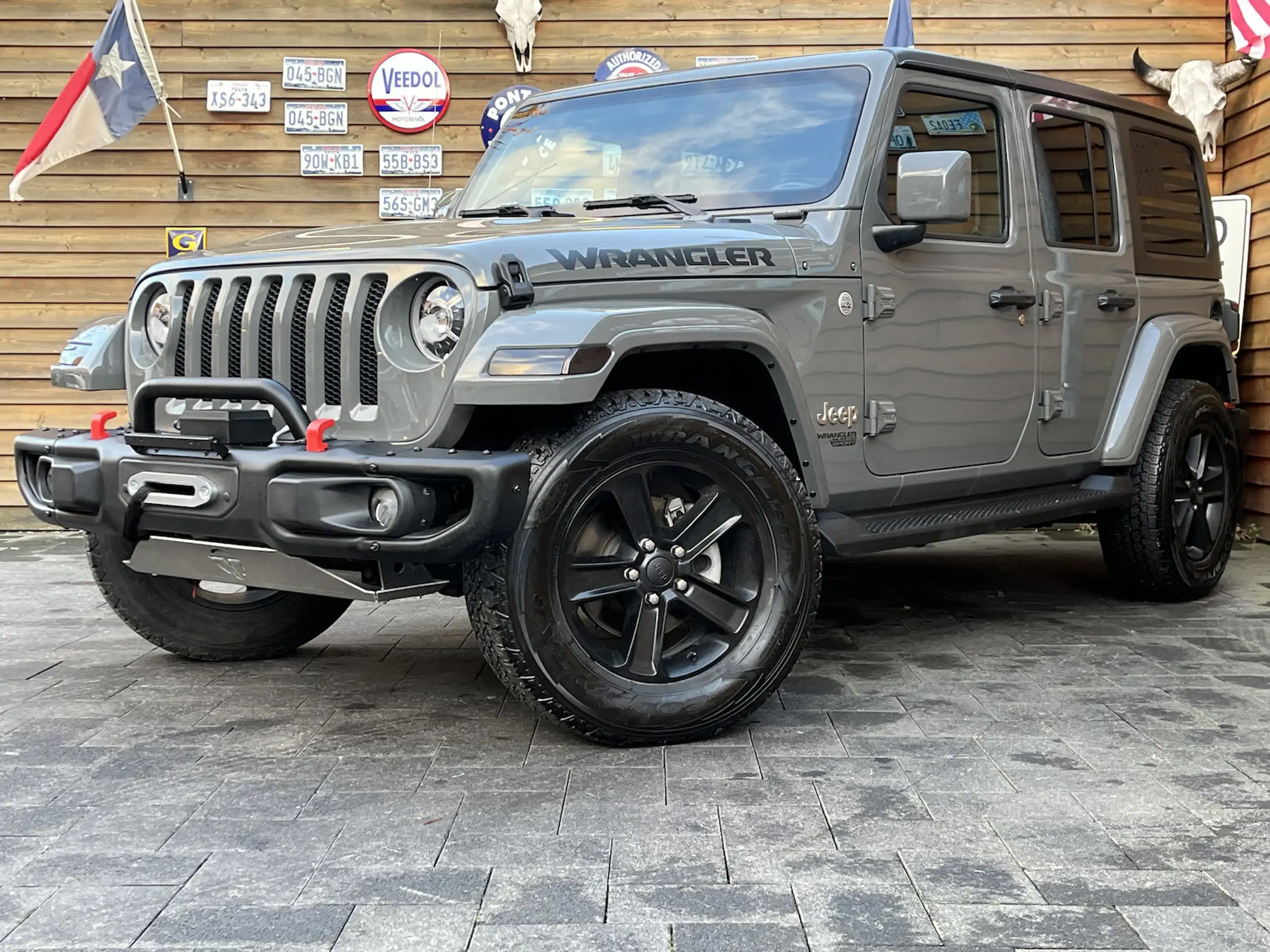 Jeep - Wrangler