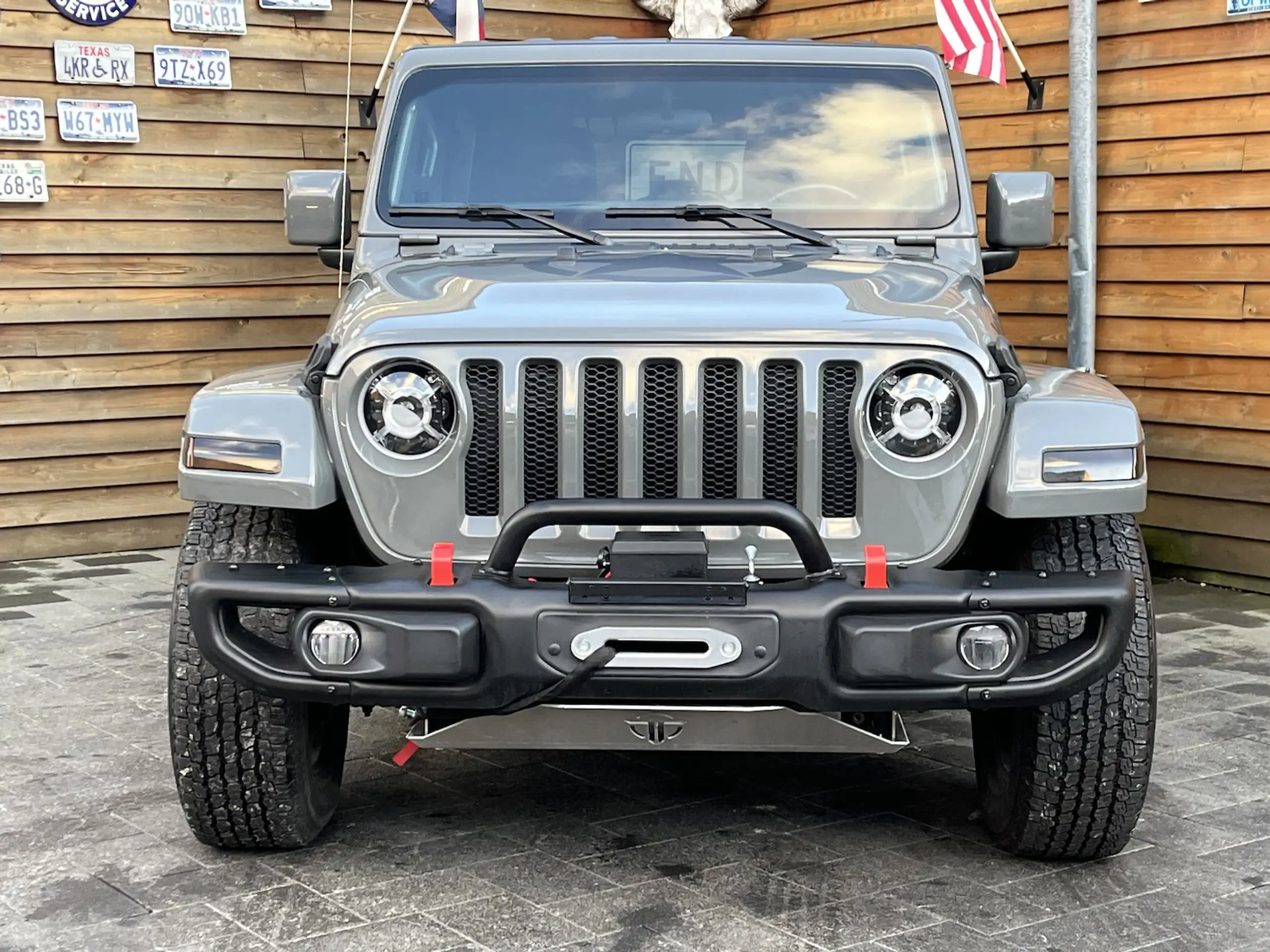 Jeep - Wrangler