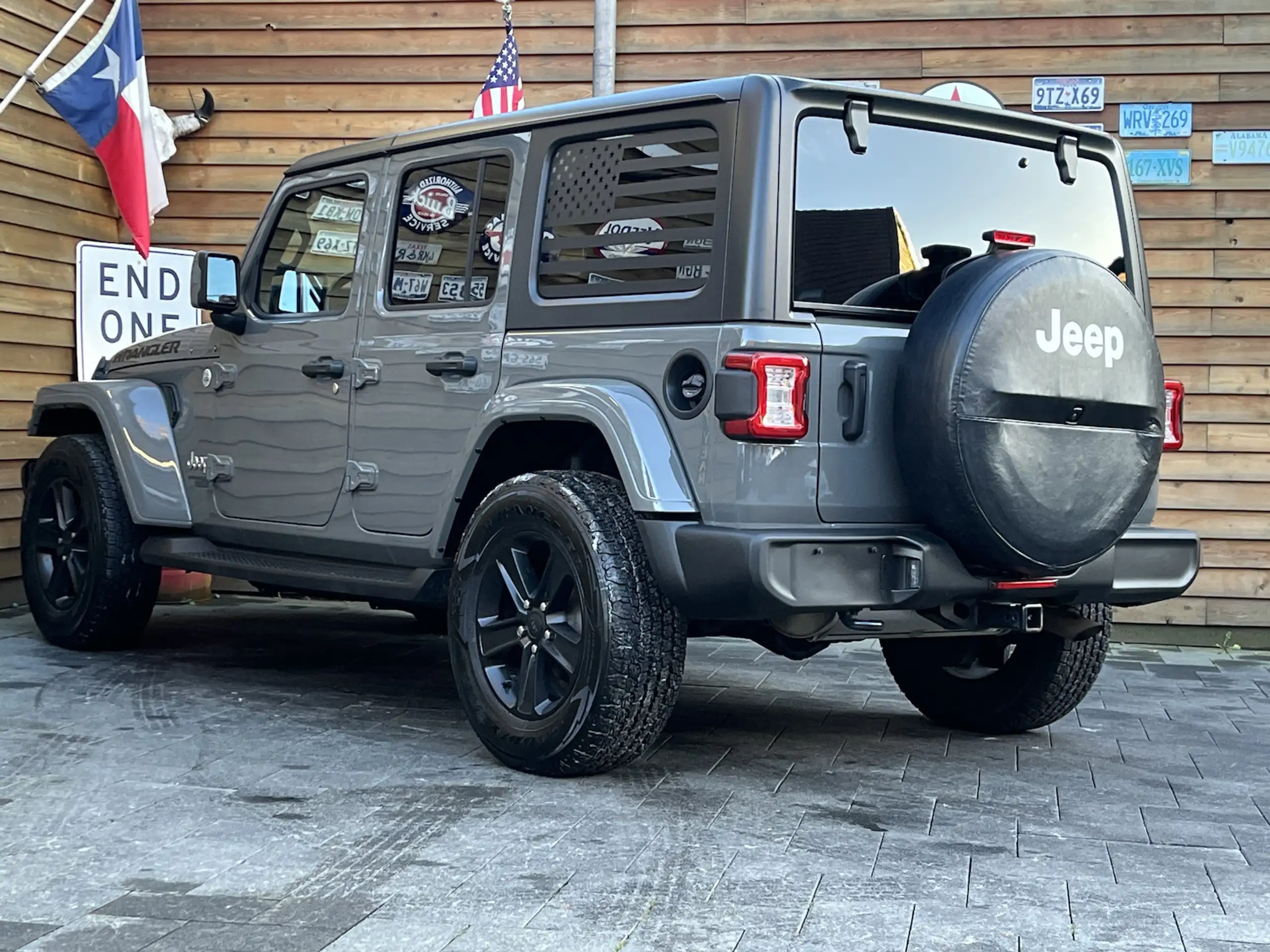 Jeep - Wrangler