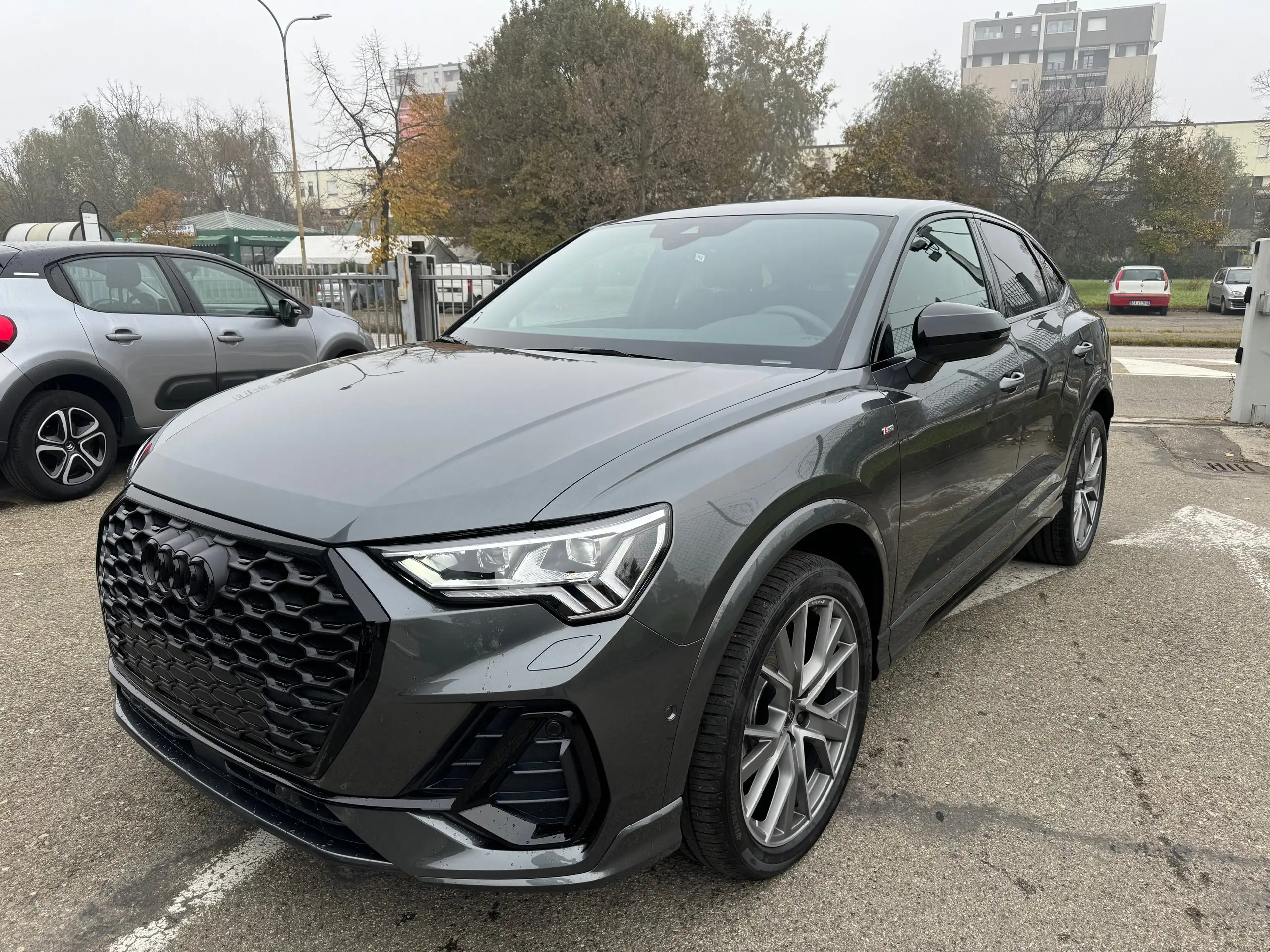 Audi - Q3