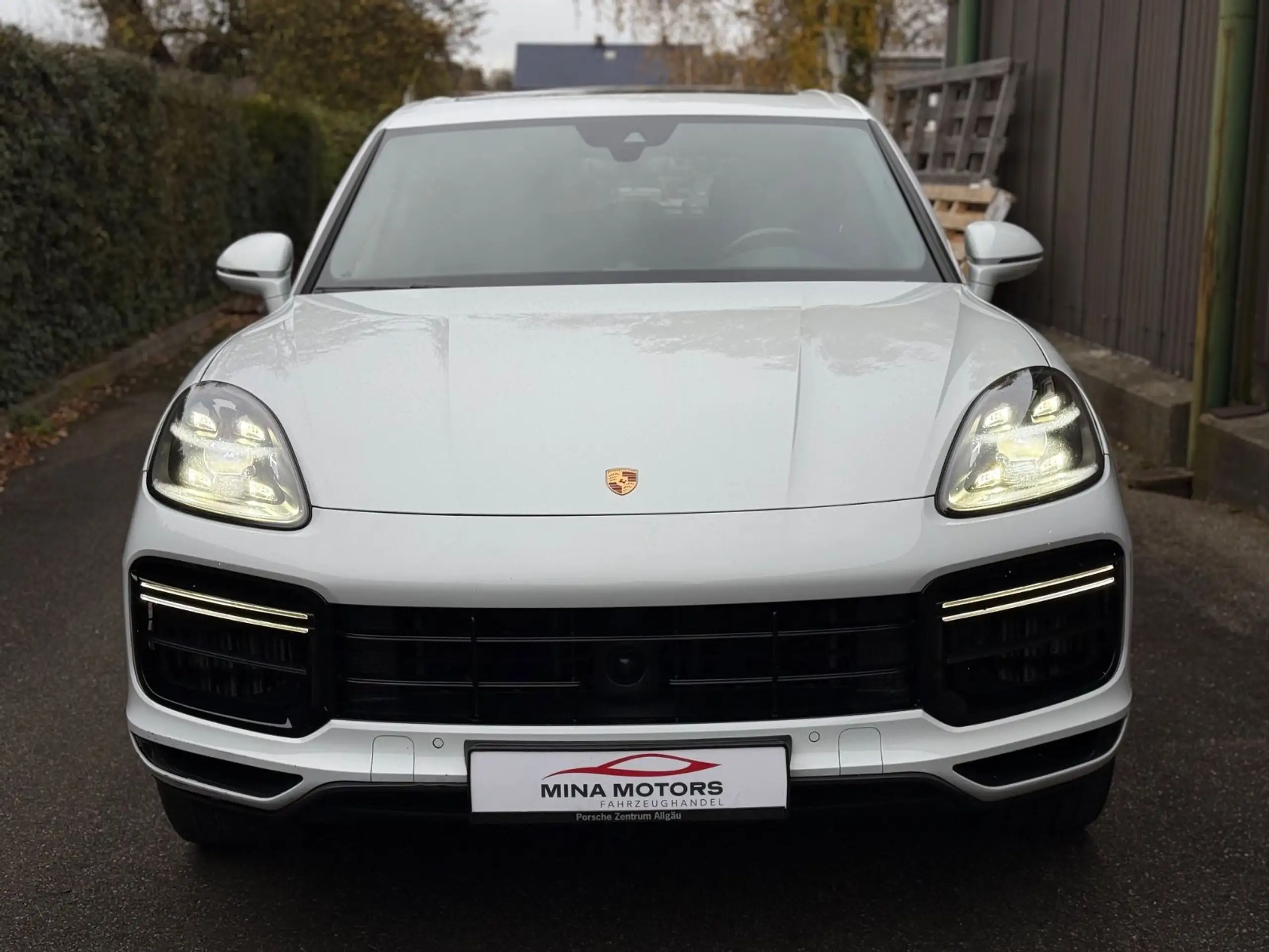 Porsche - Cayenne