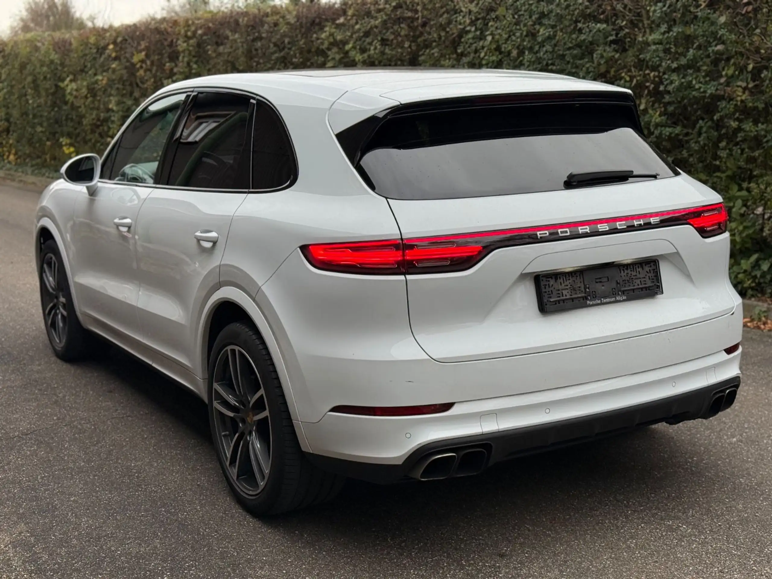 Porsche - Cayenne