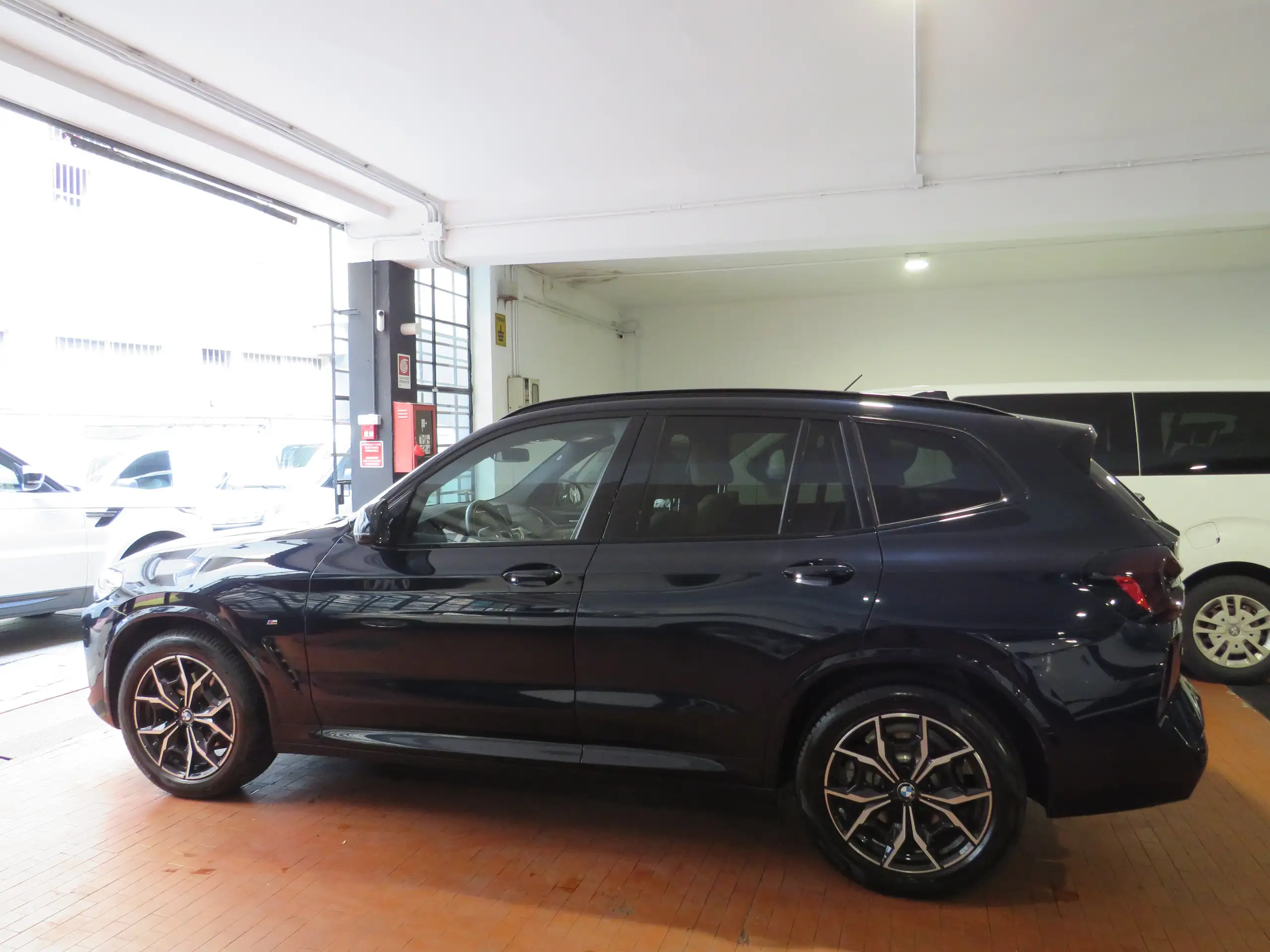 BMW - X3