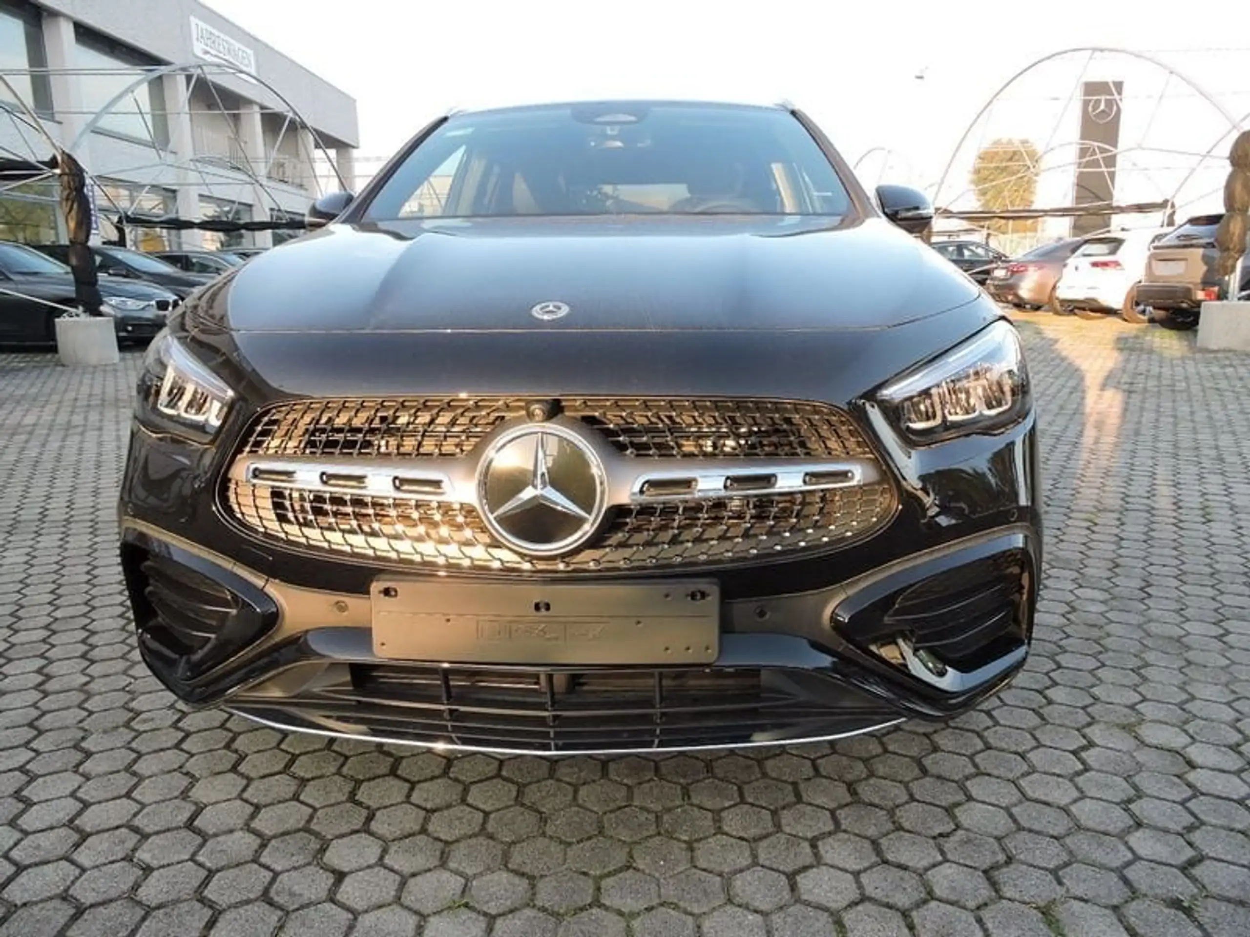 Mercedes-Benz - GLA 250