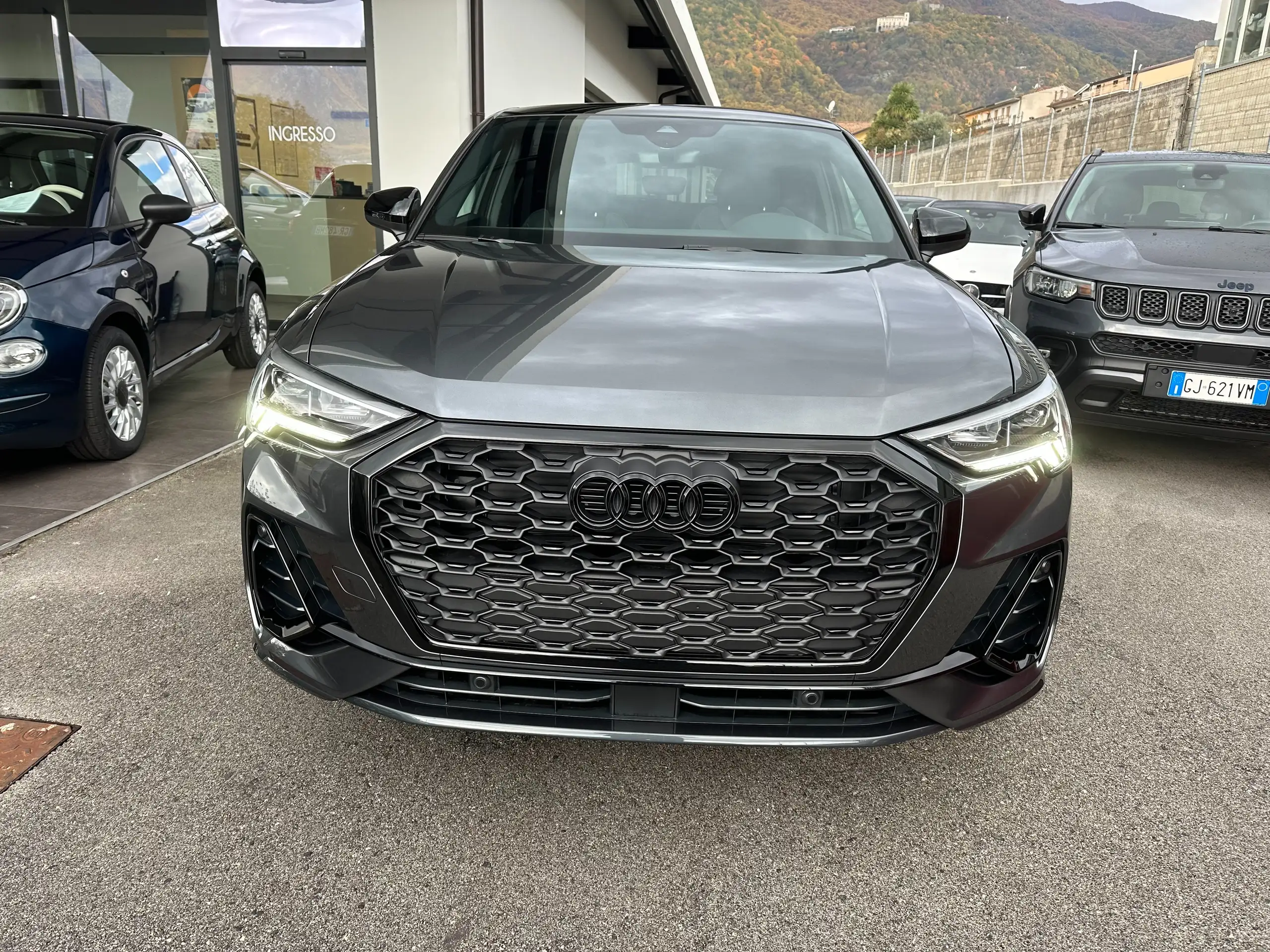 Audi - Q3