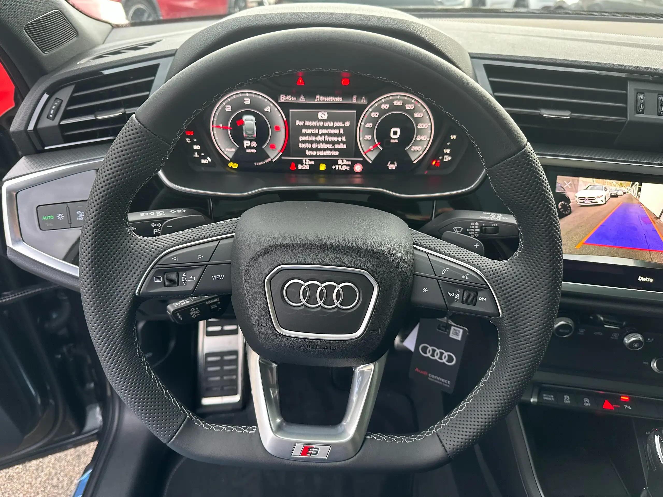 Audi - Q3