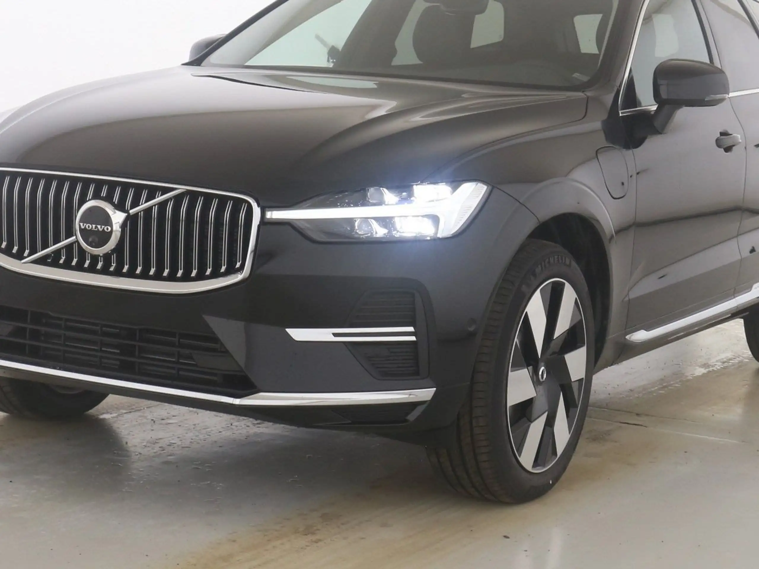 Volvo - XC60