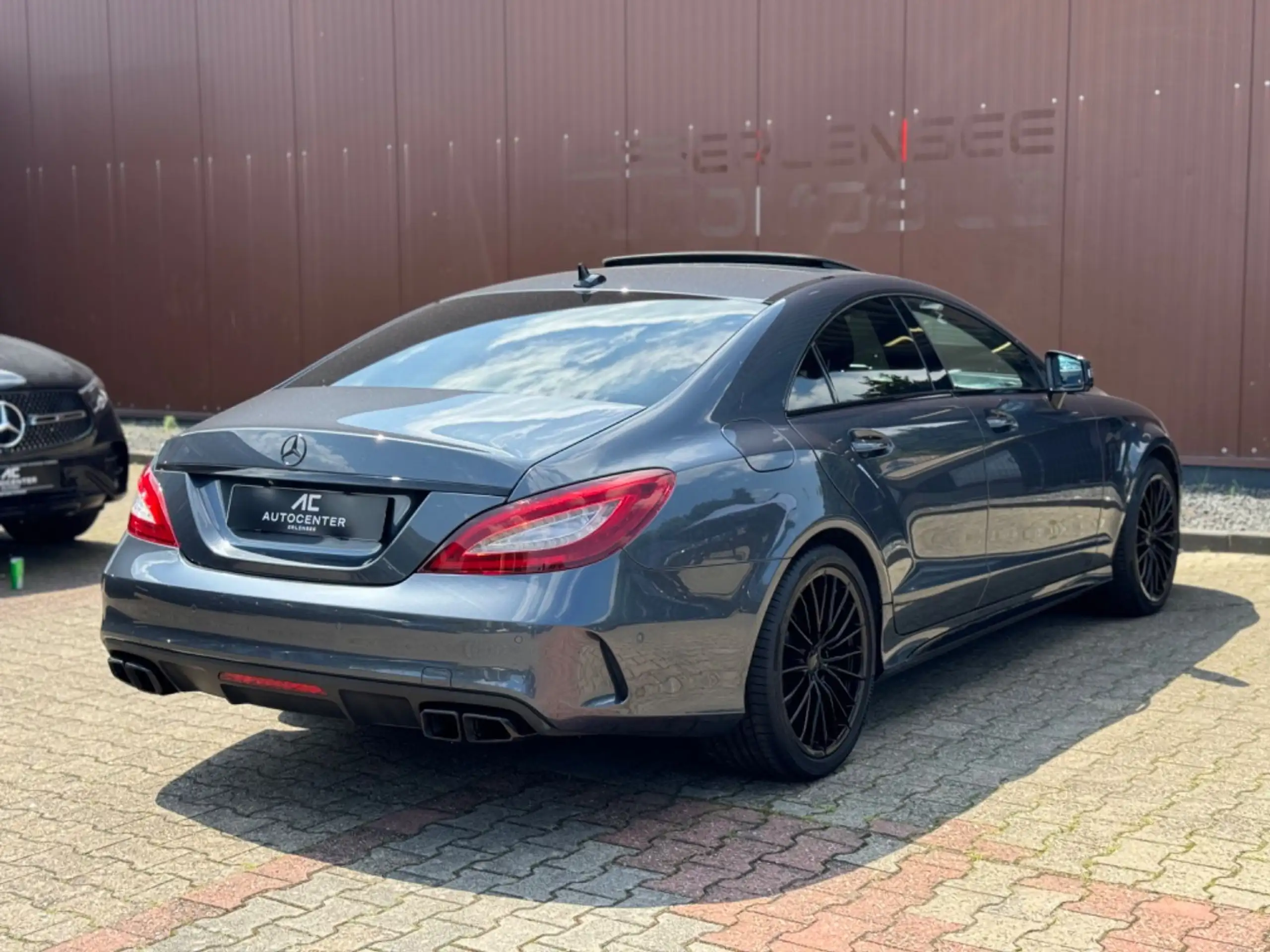 Mercedes-Benz - CLS 63 AMG