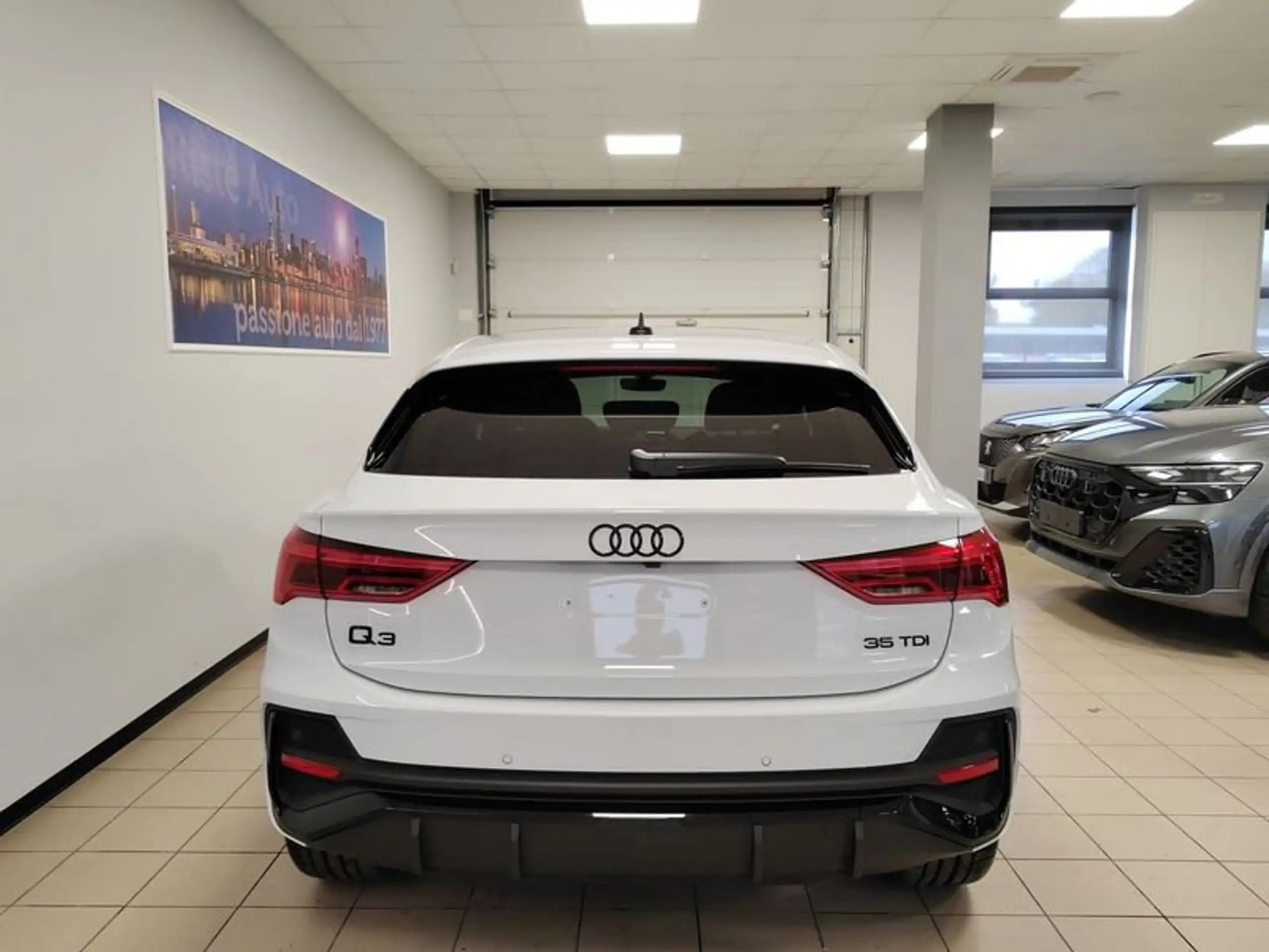 Audi - Q3