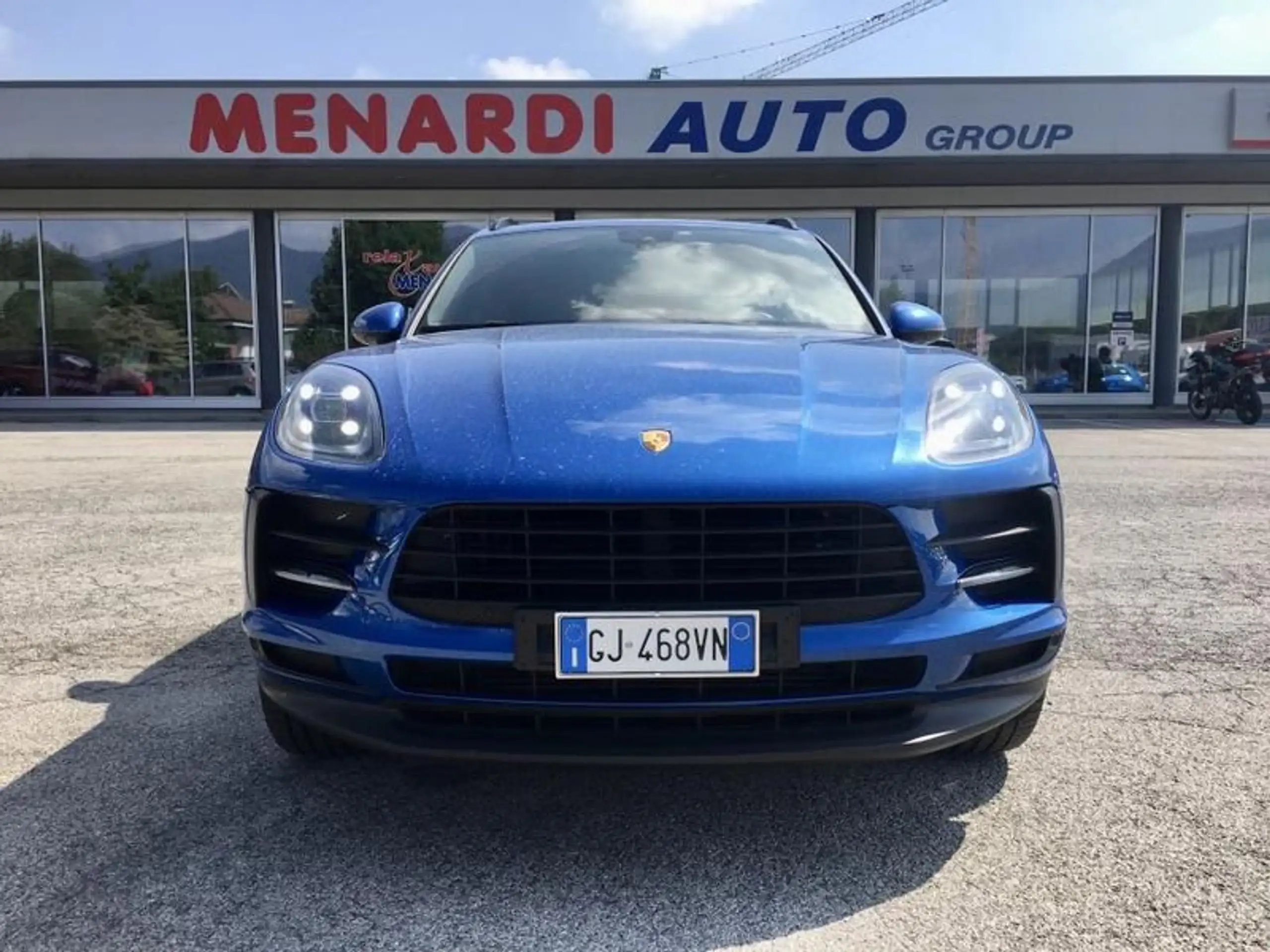 Porsche - Macan